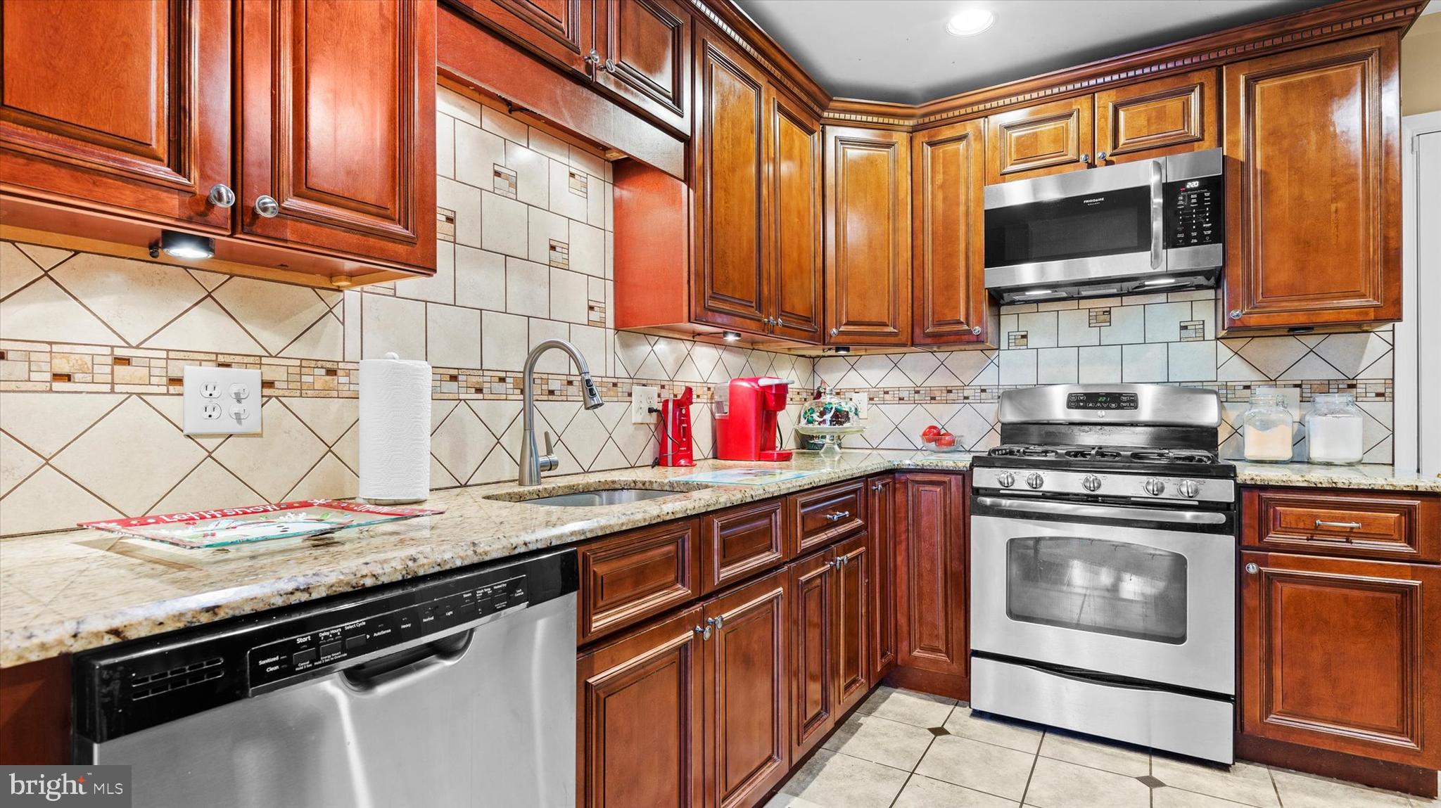 RIVER BEND PARK - Residential