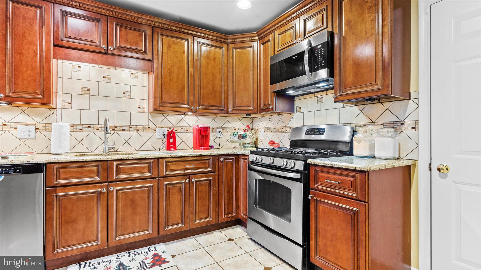 RIVER BEND PARK - Residential