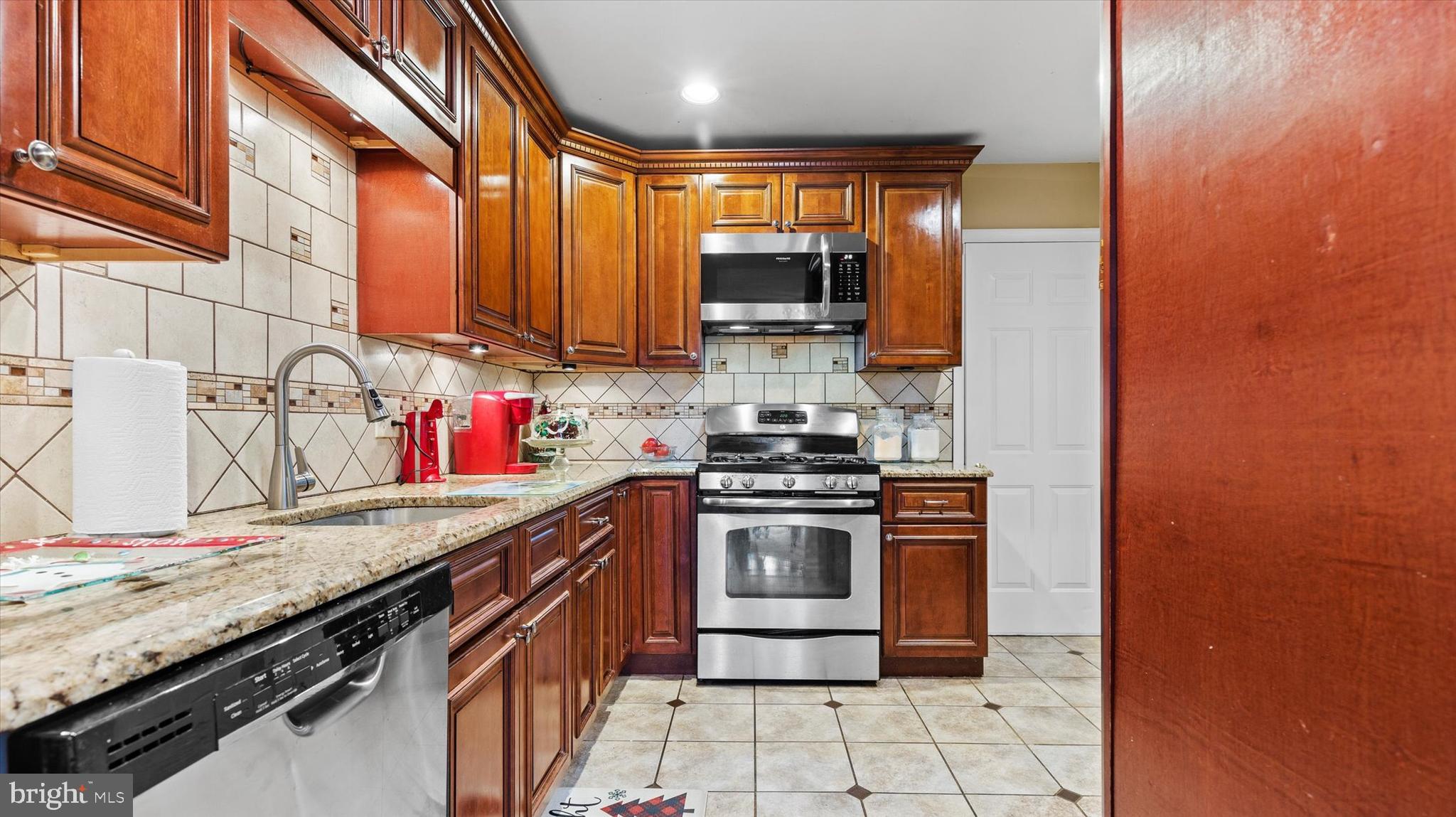 RIVER BEND PARK - Residential