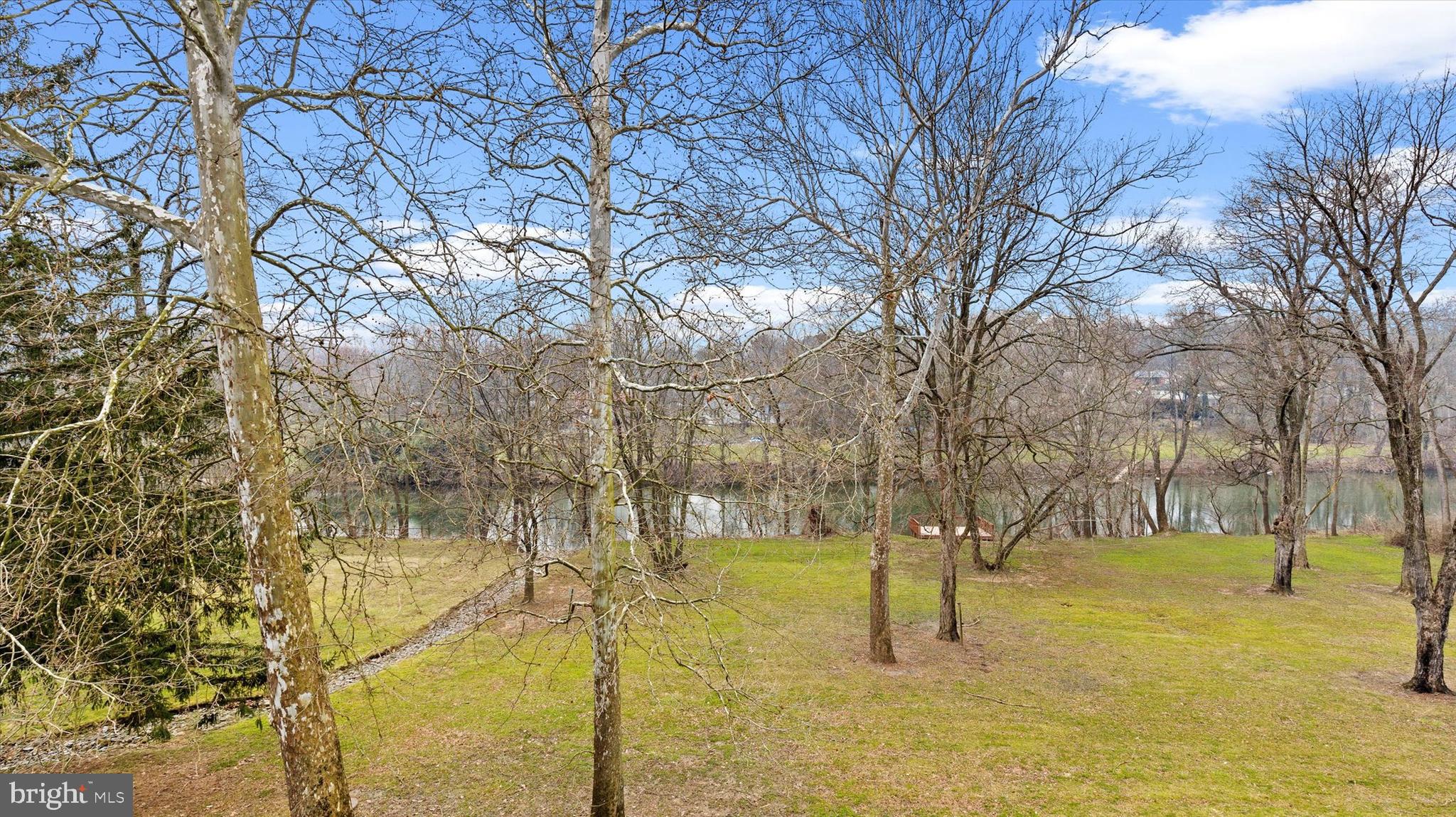 RIVER BEND PARK - Residential