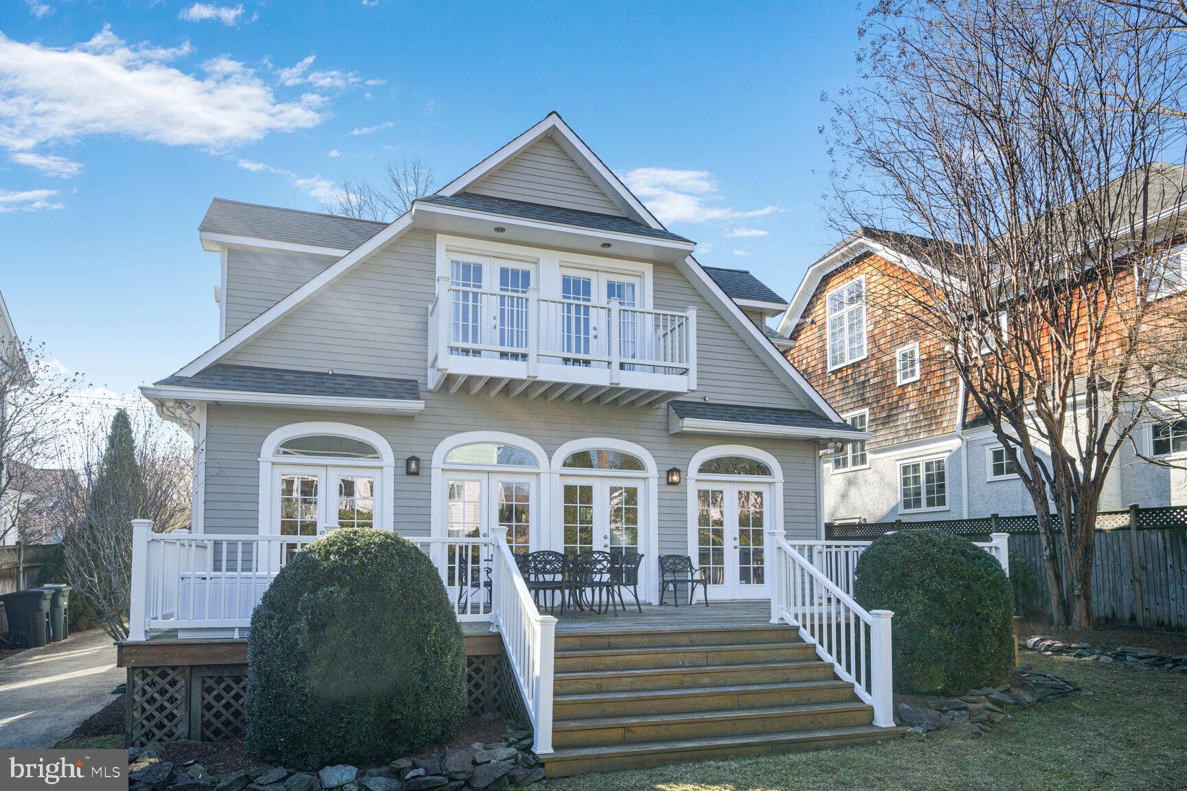 CHEVY CHASE - Residential