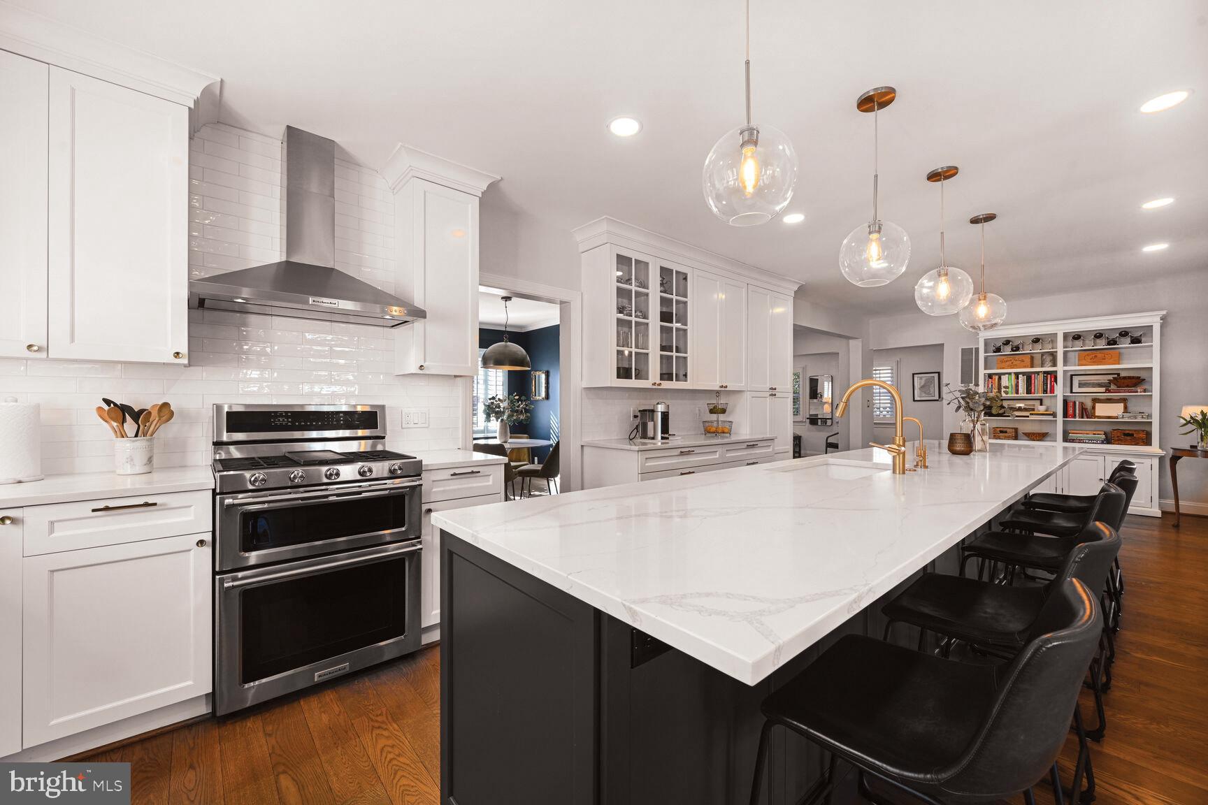 CHEVY CHASE - Residential