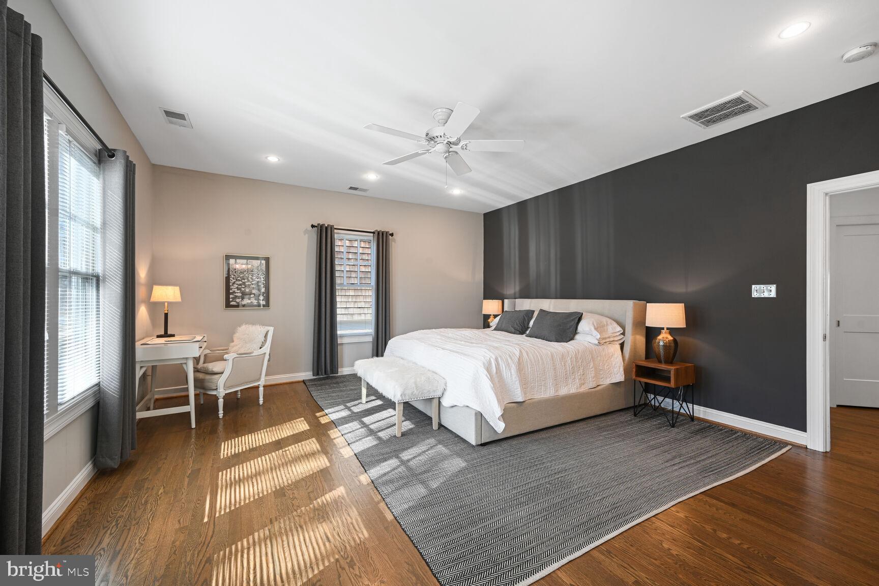 CHEVY CHASE - Residential