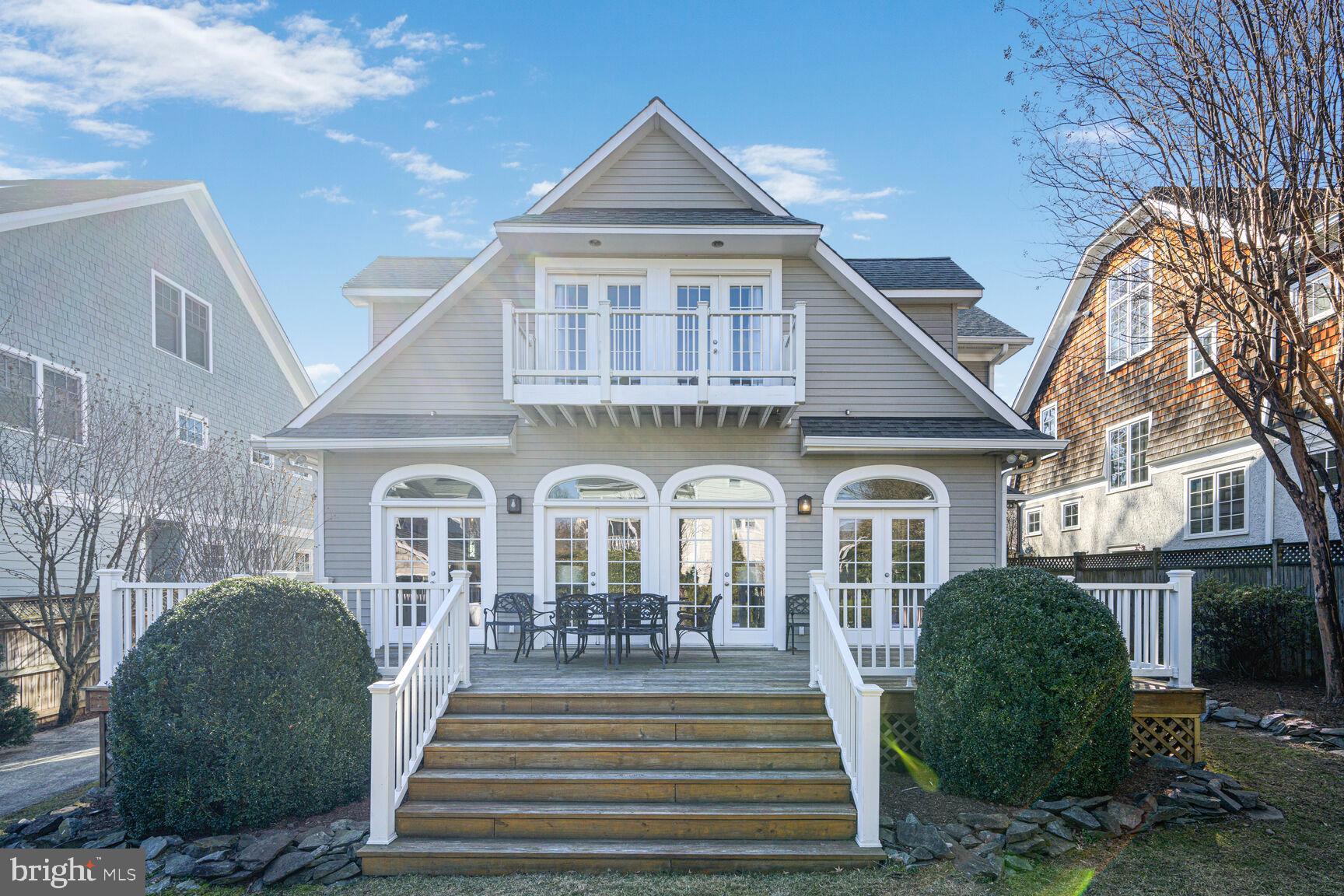 CHEVY CHASE - Residential