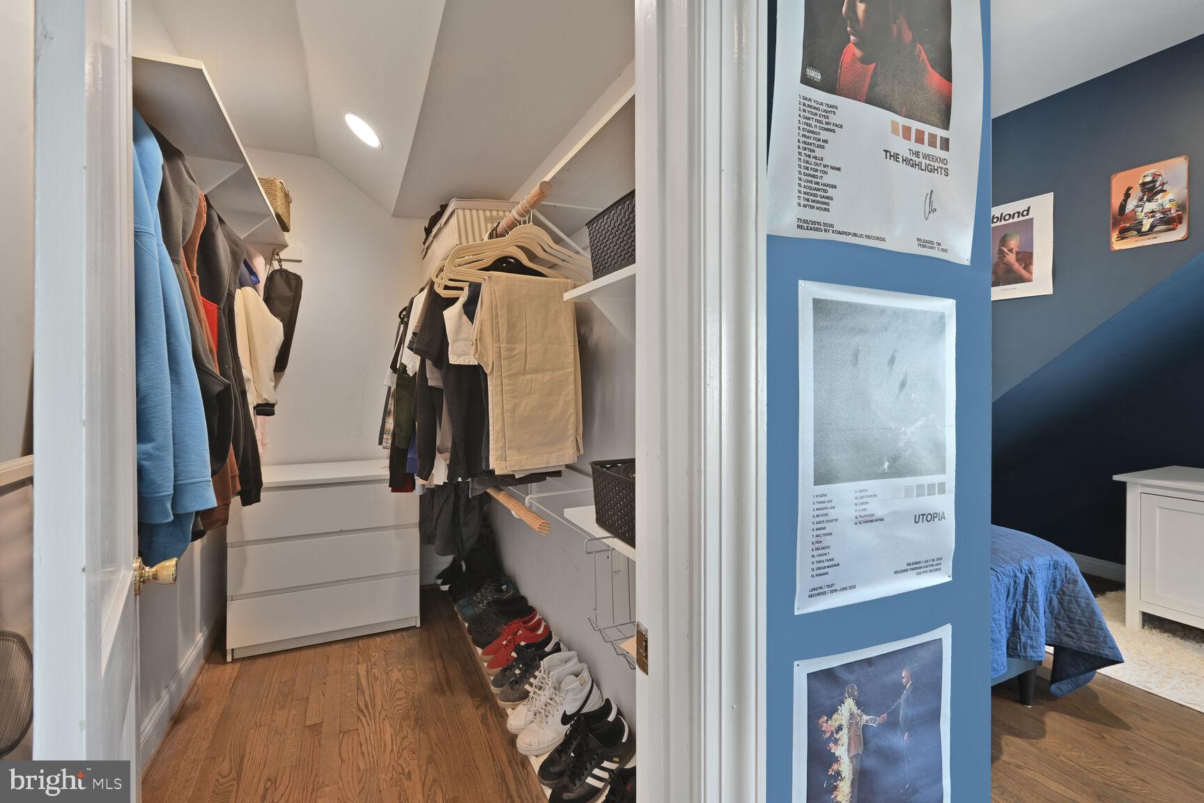 CHEVY CHASE - Residential