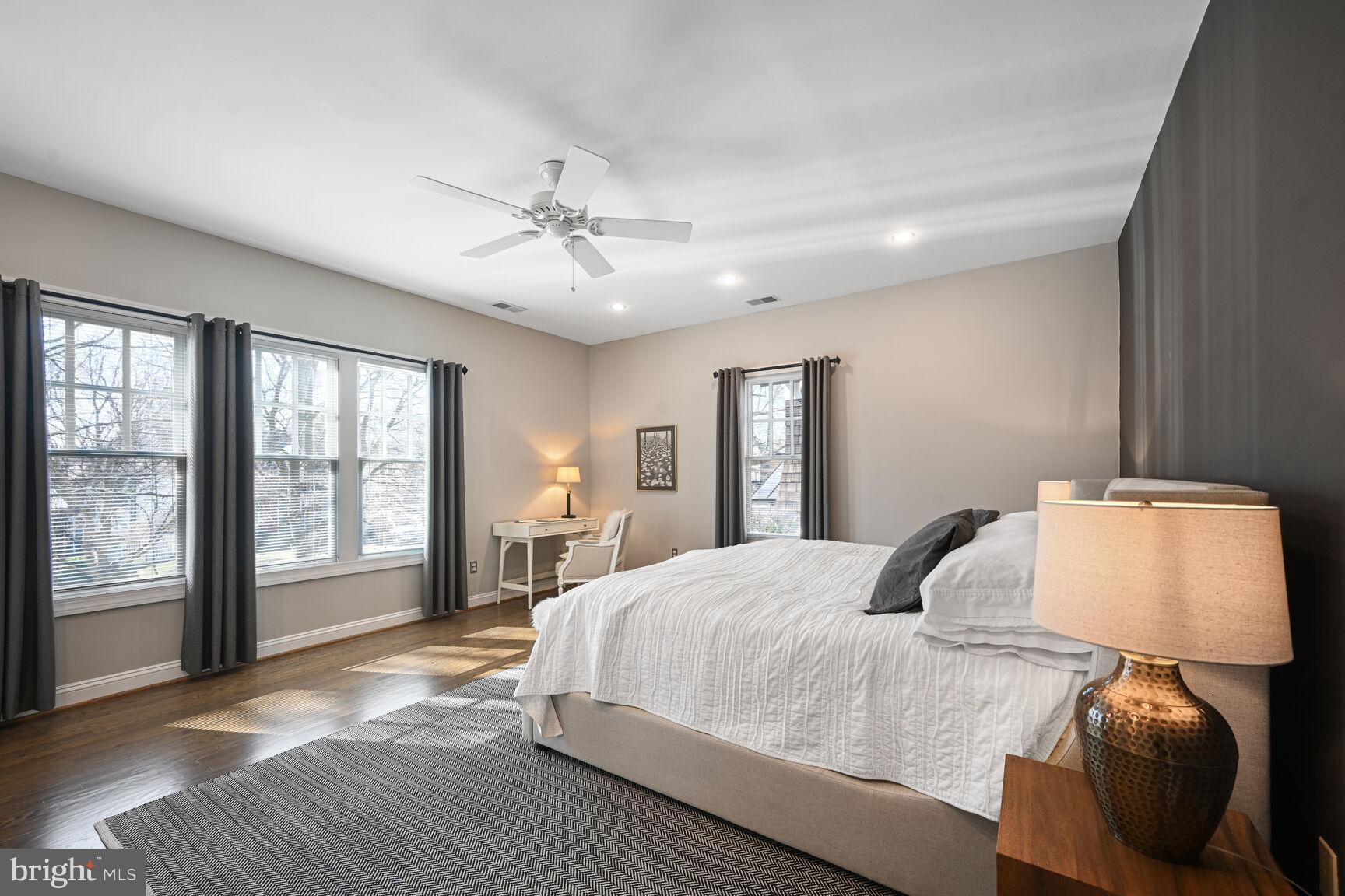 CHEVY CHASE - Residential