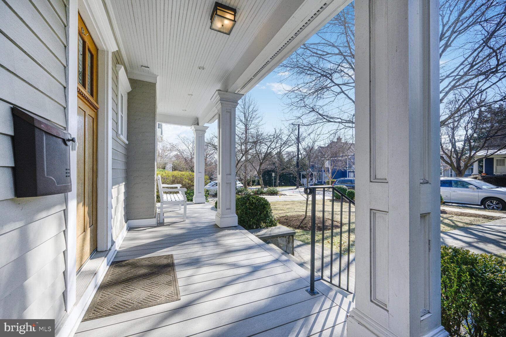 CHEVY CHASE - Residential