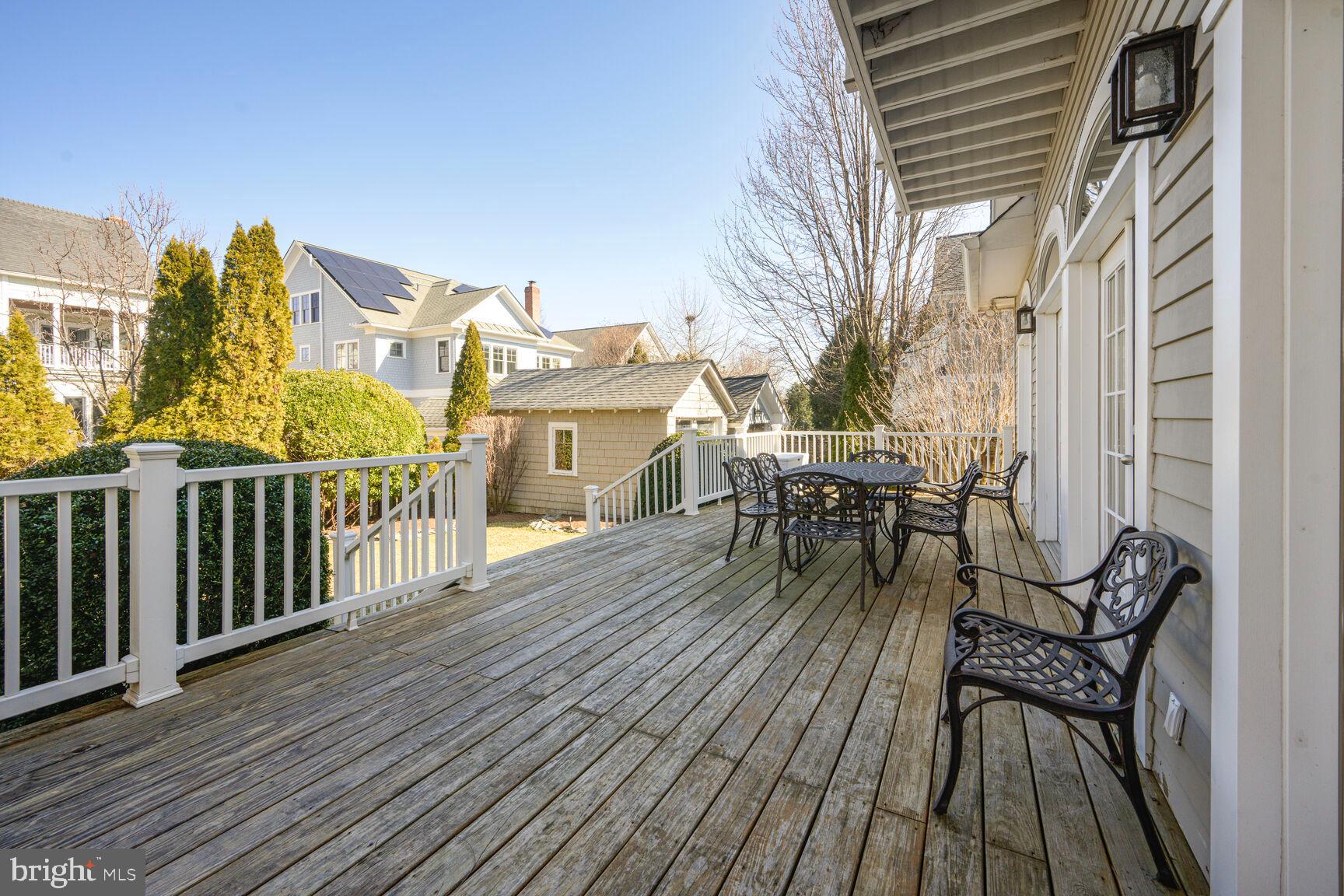 CHEVY CHASE - Residential