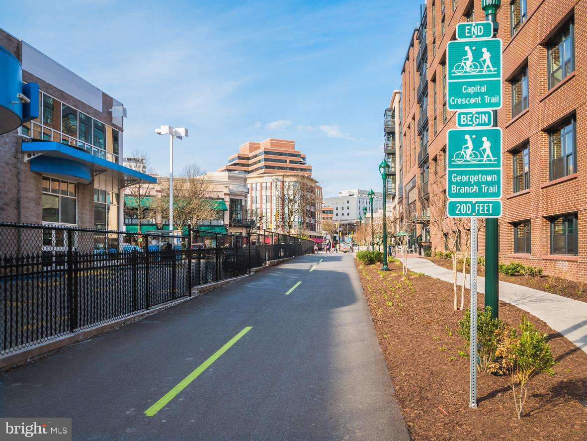 CHEVY CHASE - Residential