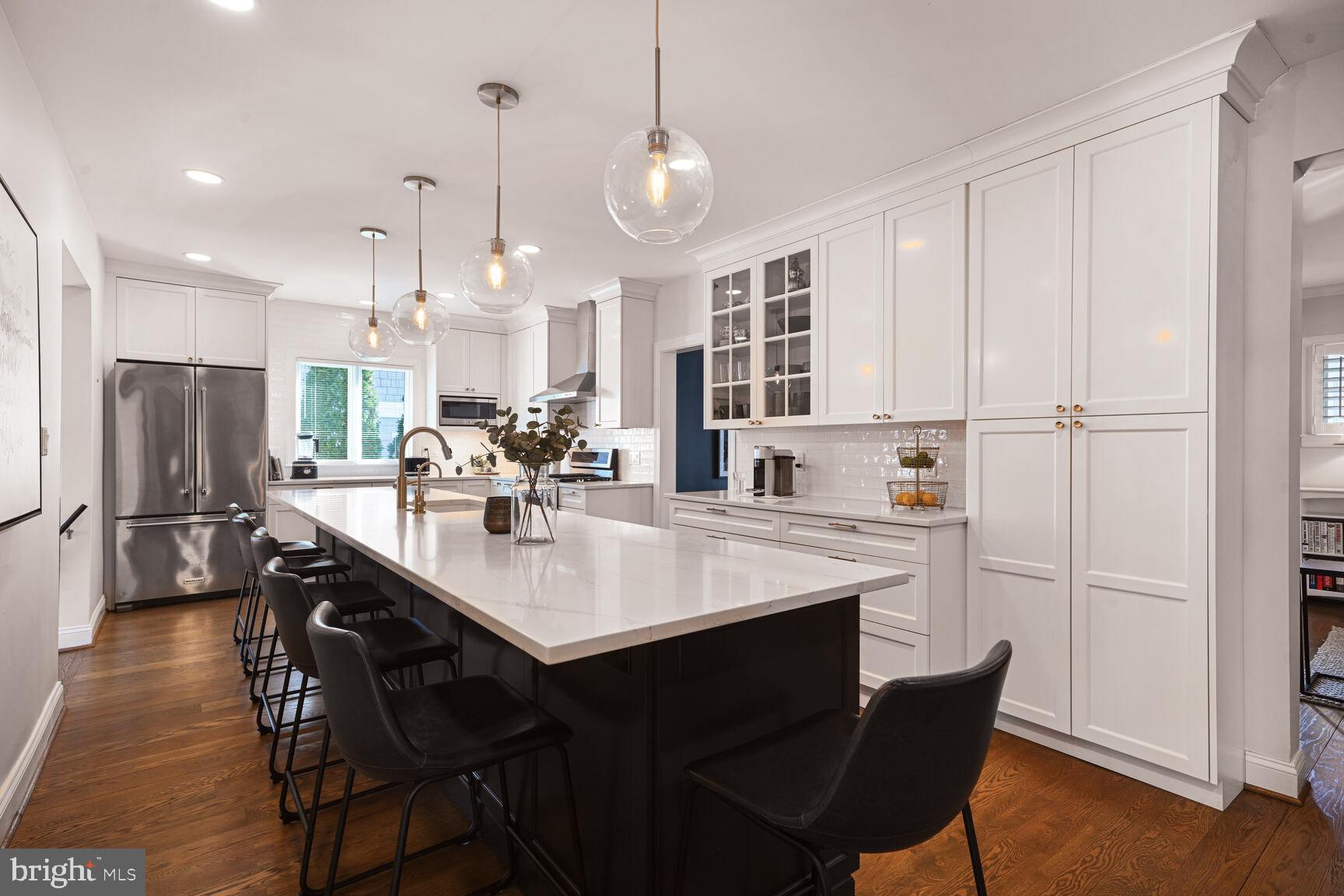 CHEVY CHASE - Residential