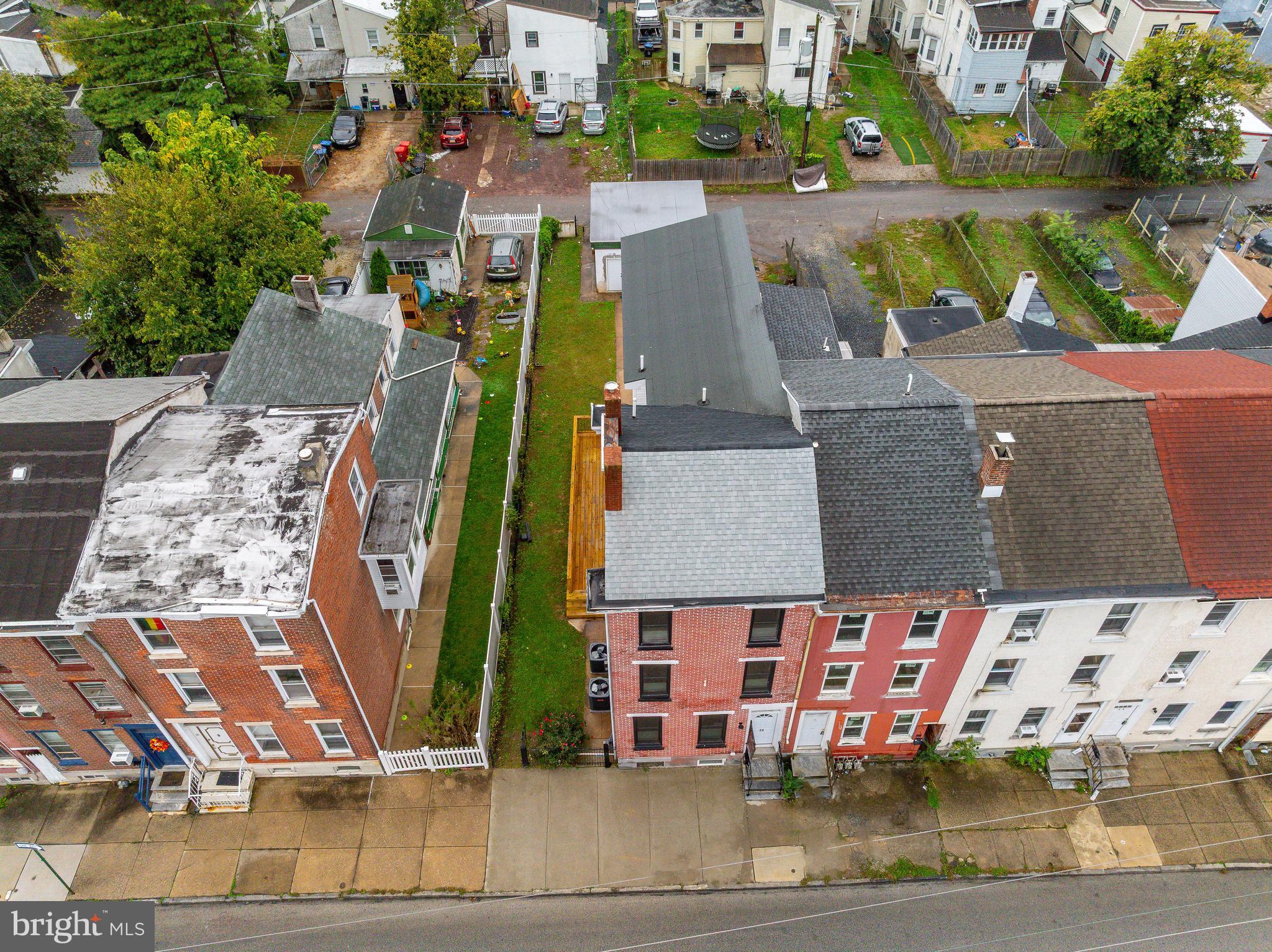 NORRISTOWN - Residential