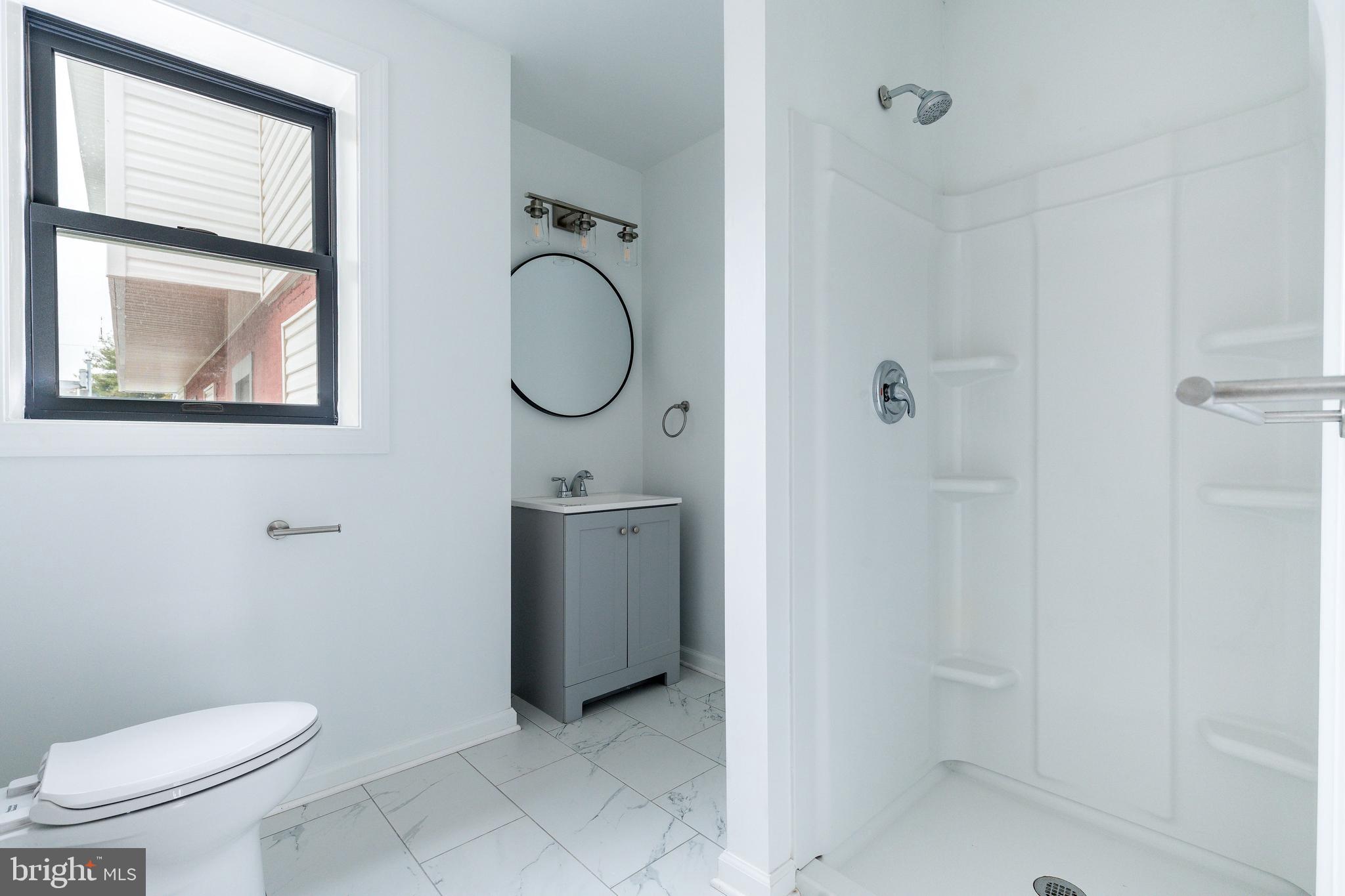 NORRISTOWN - Residential