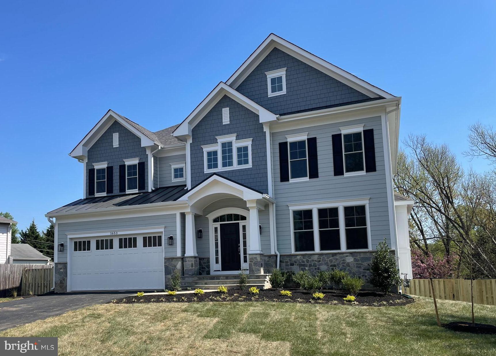 THE TRAILS - Residential