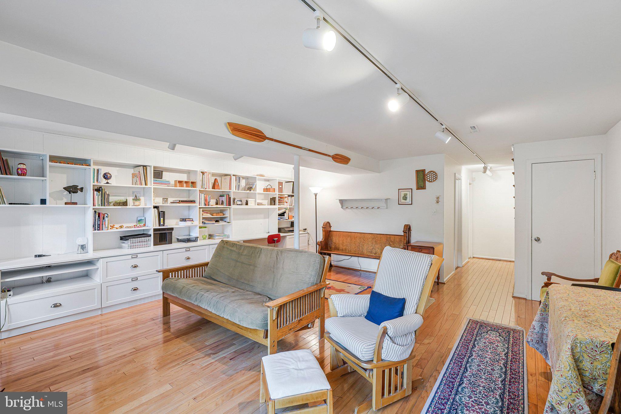 VIENNA COMMONS - Residential