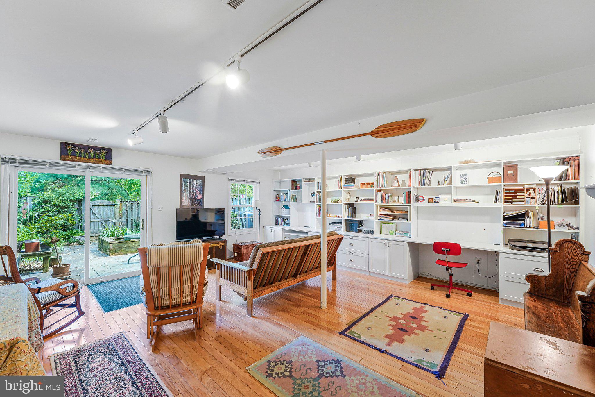 VIENNA COMMONS - Residential