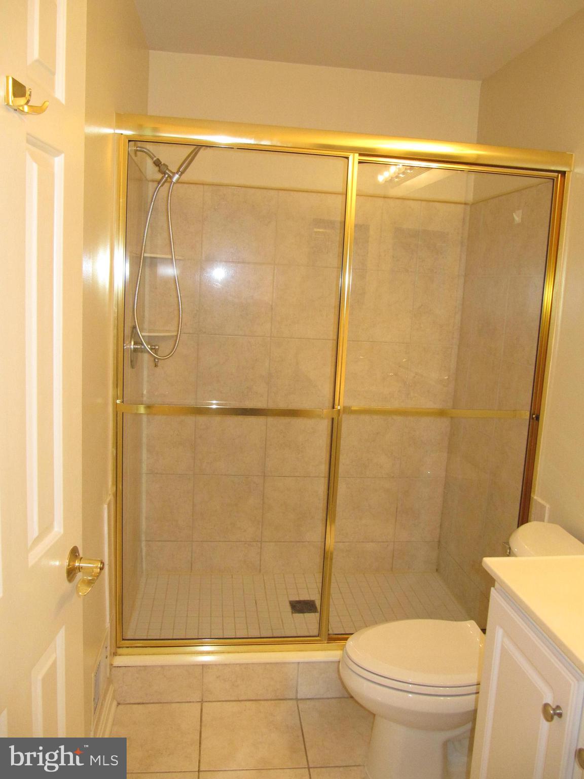 HAHN PROPERTY - Residential Lease