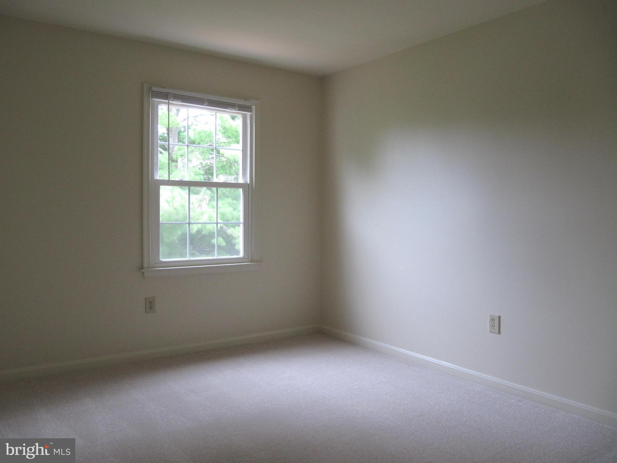 HAHN PROPERTY - Residential Lease