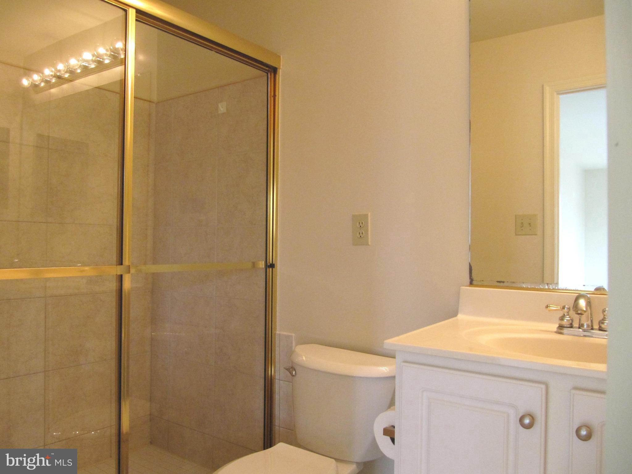 HAHN PROPERTY - Residential Lease