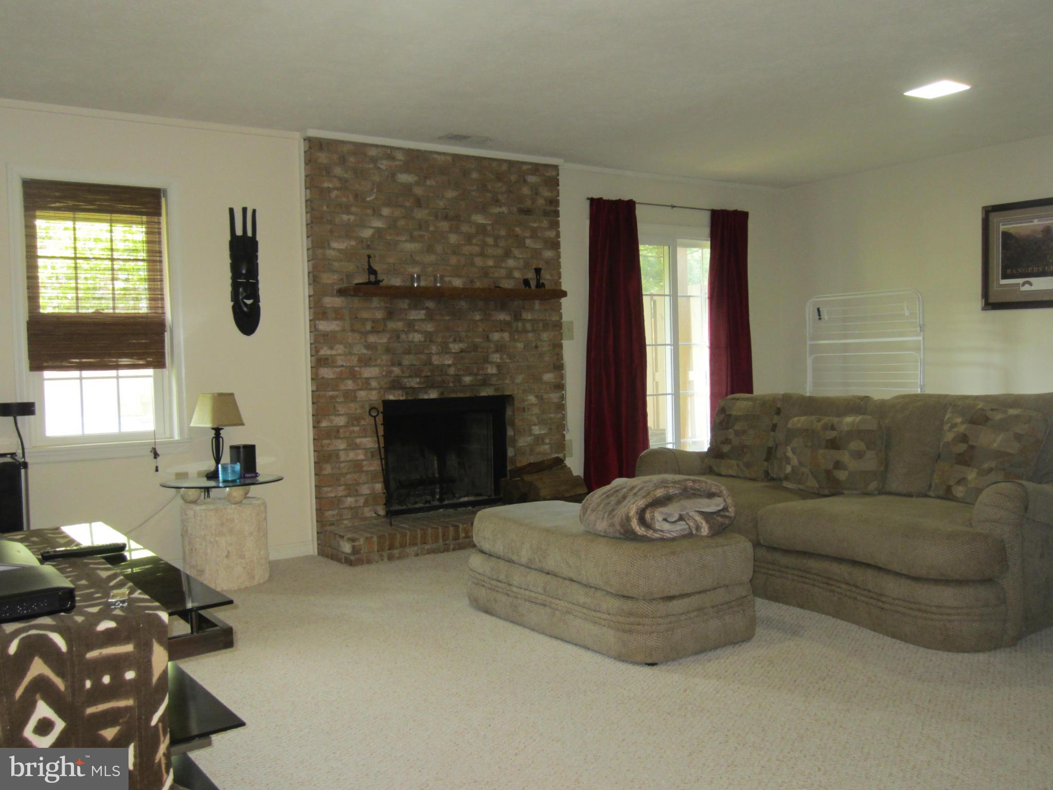 HAHN PROPERTY - Residential Lease