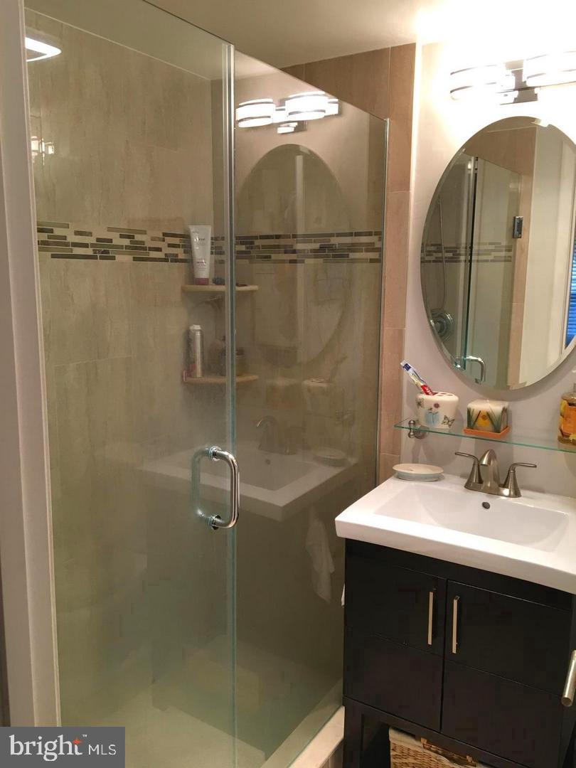 LYNDHURST CONDOS - Residential Lease