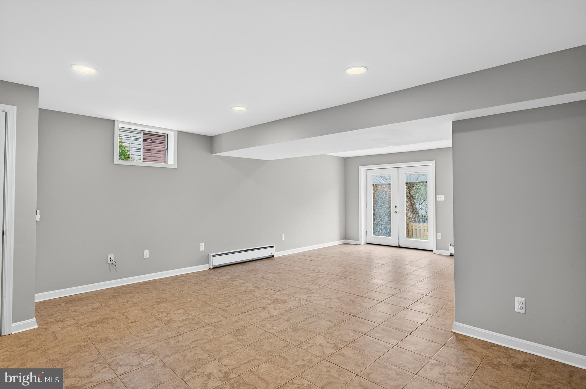 SNOWDENS MILL - Residential