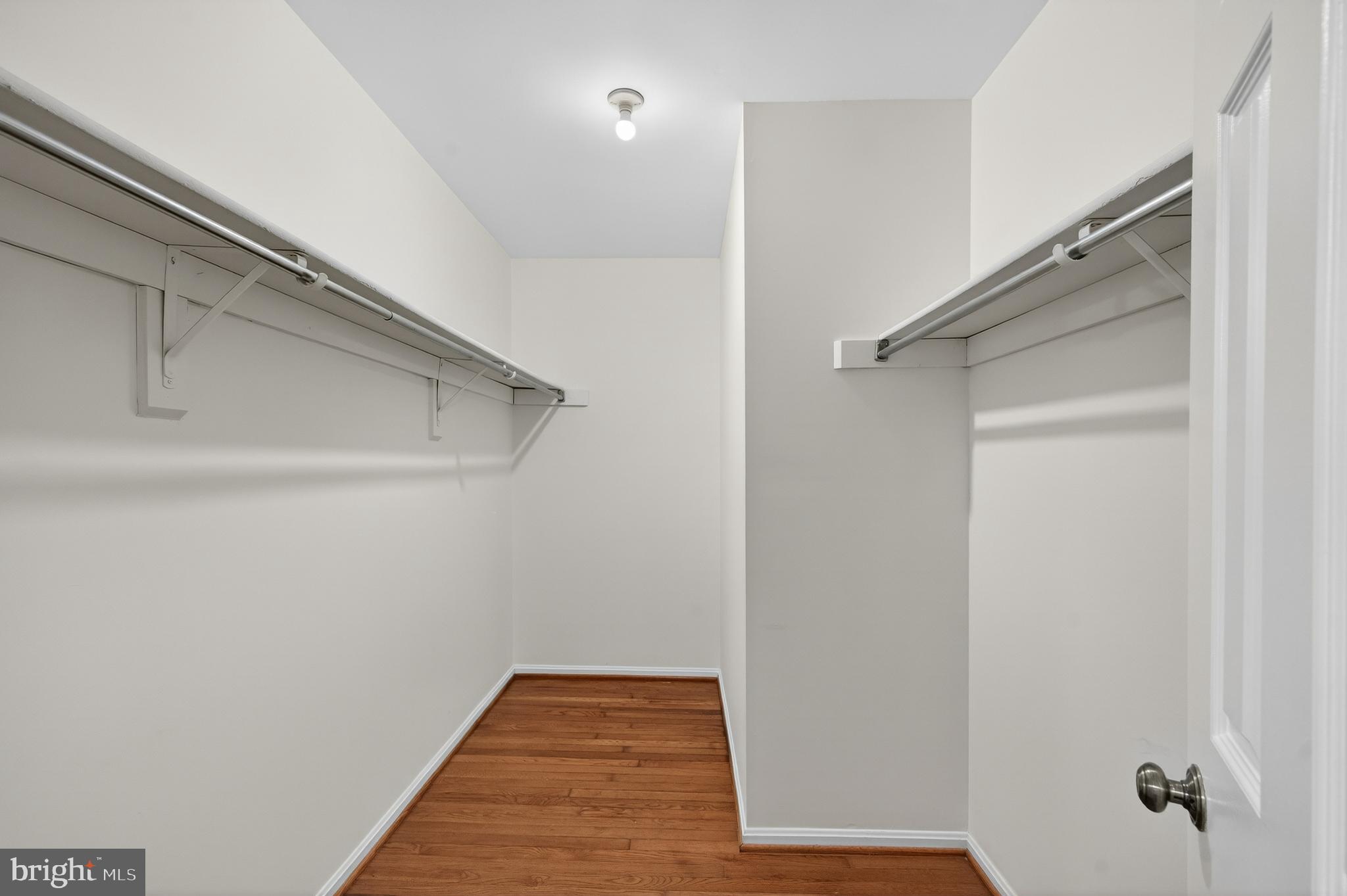 SNOWDENS MILL - Residential