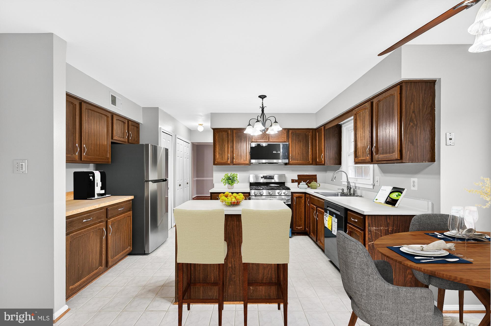 SNOWDENS MILL - Residential