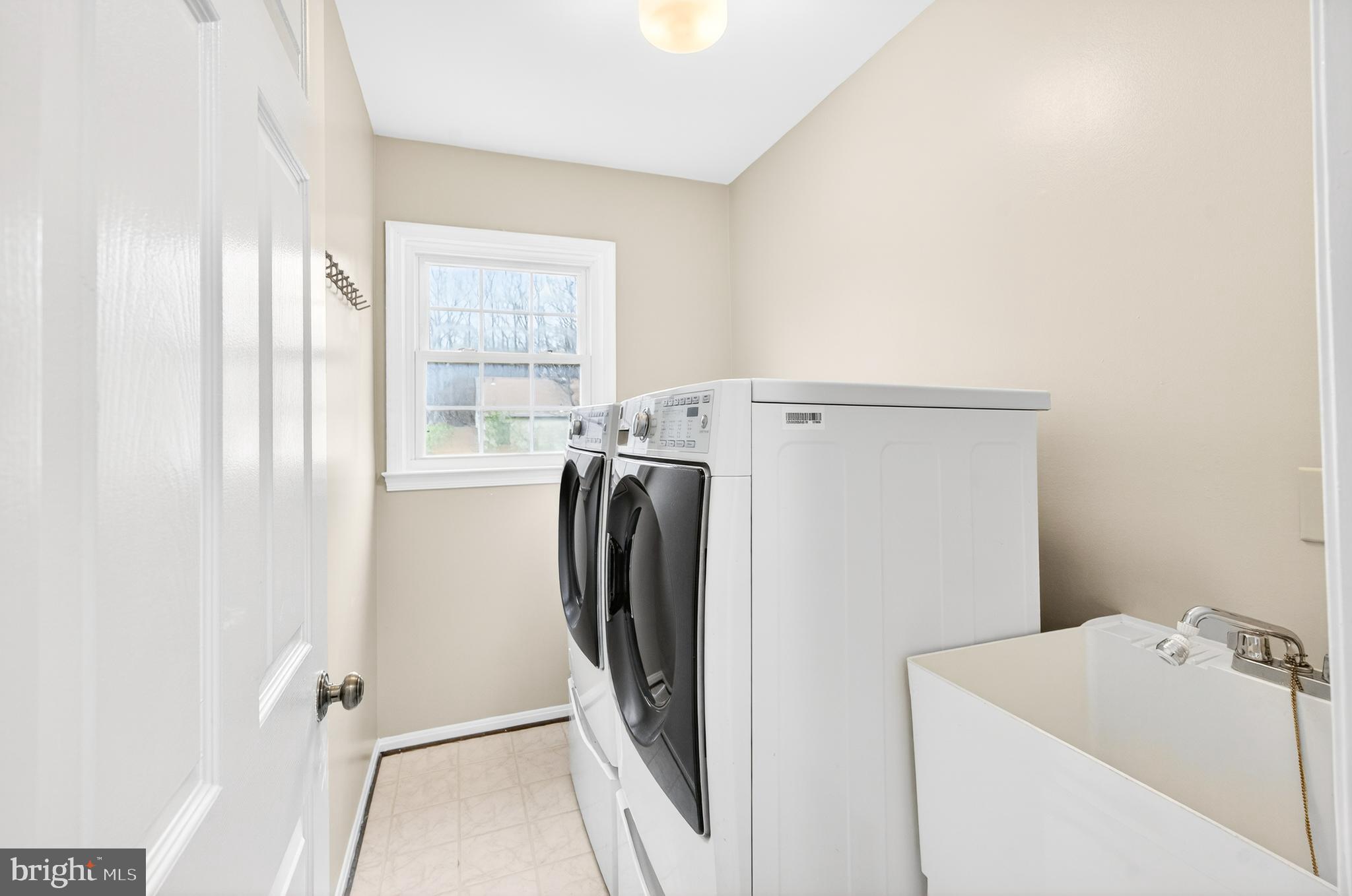 SNOWDENS MILL - Residential