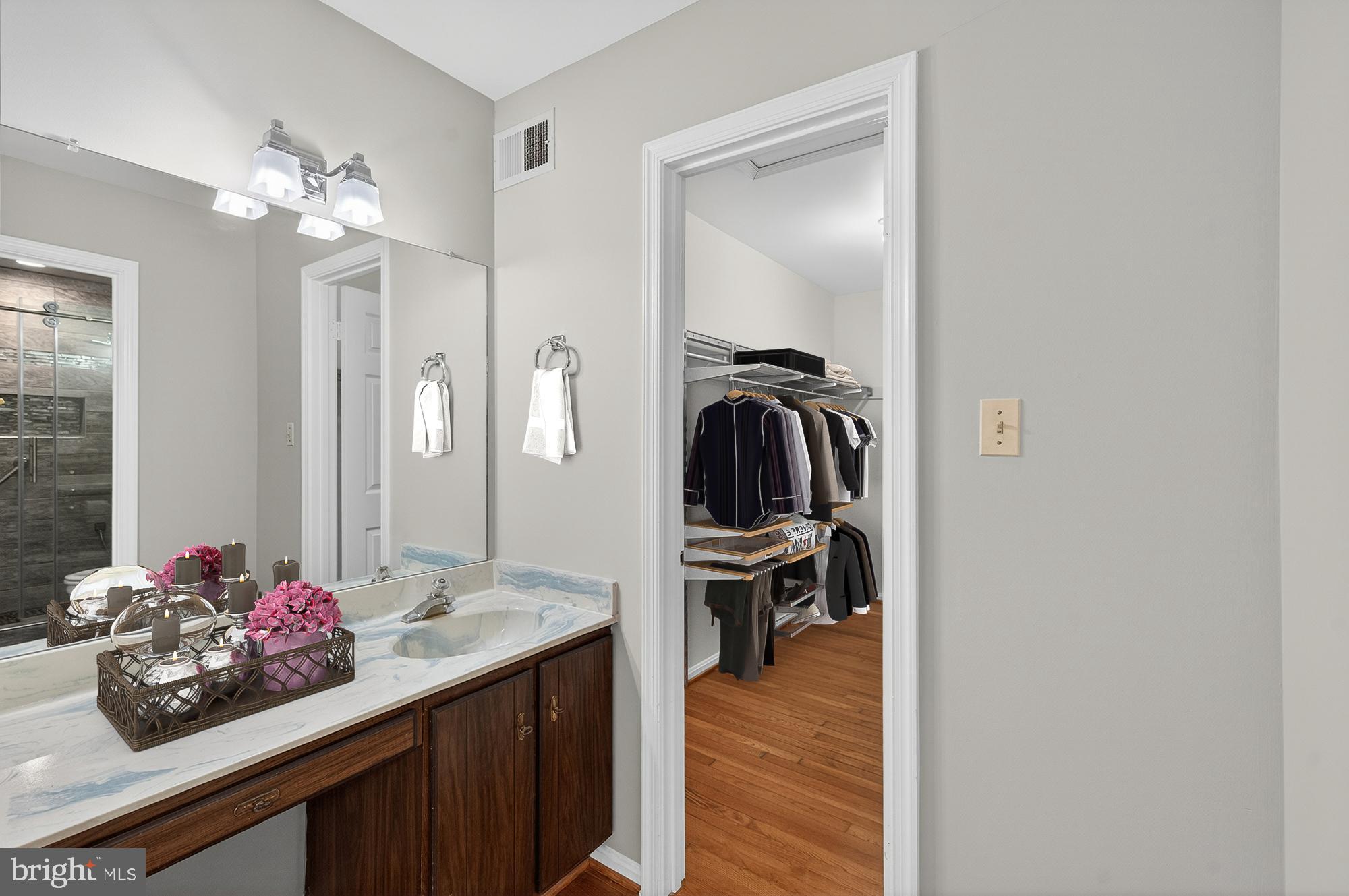 SNOWDENS MILL - Residential