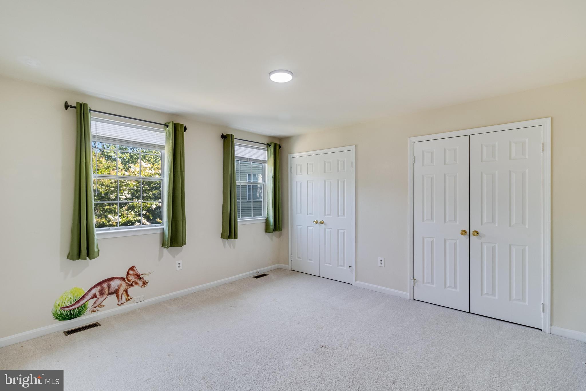 HAMPSHIRE - Residential