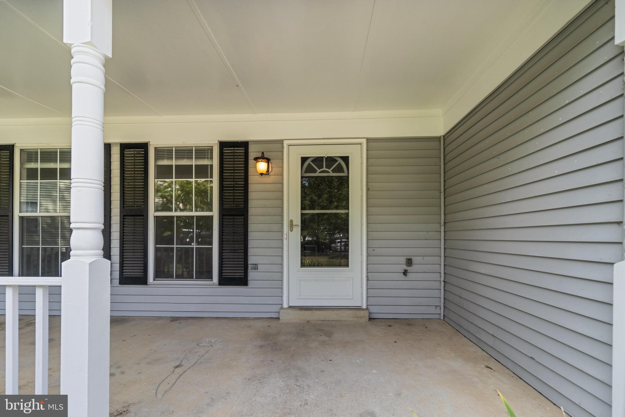 HAMPSHIRE - Residential