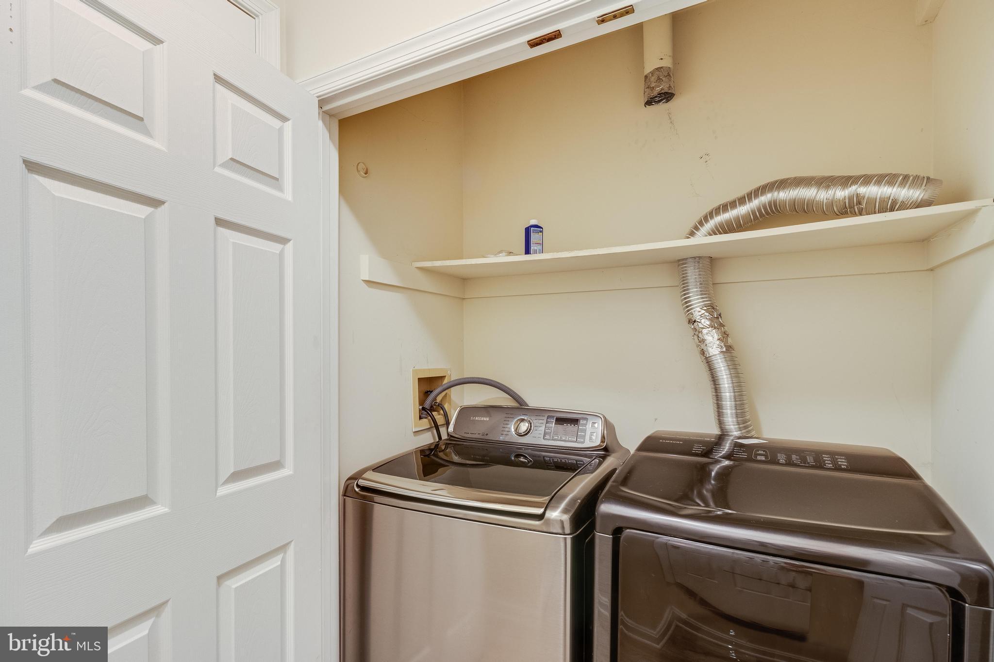 HAMPSHIRE - Residential