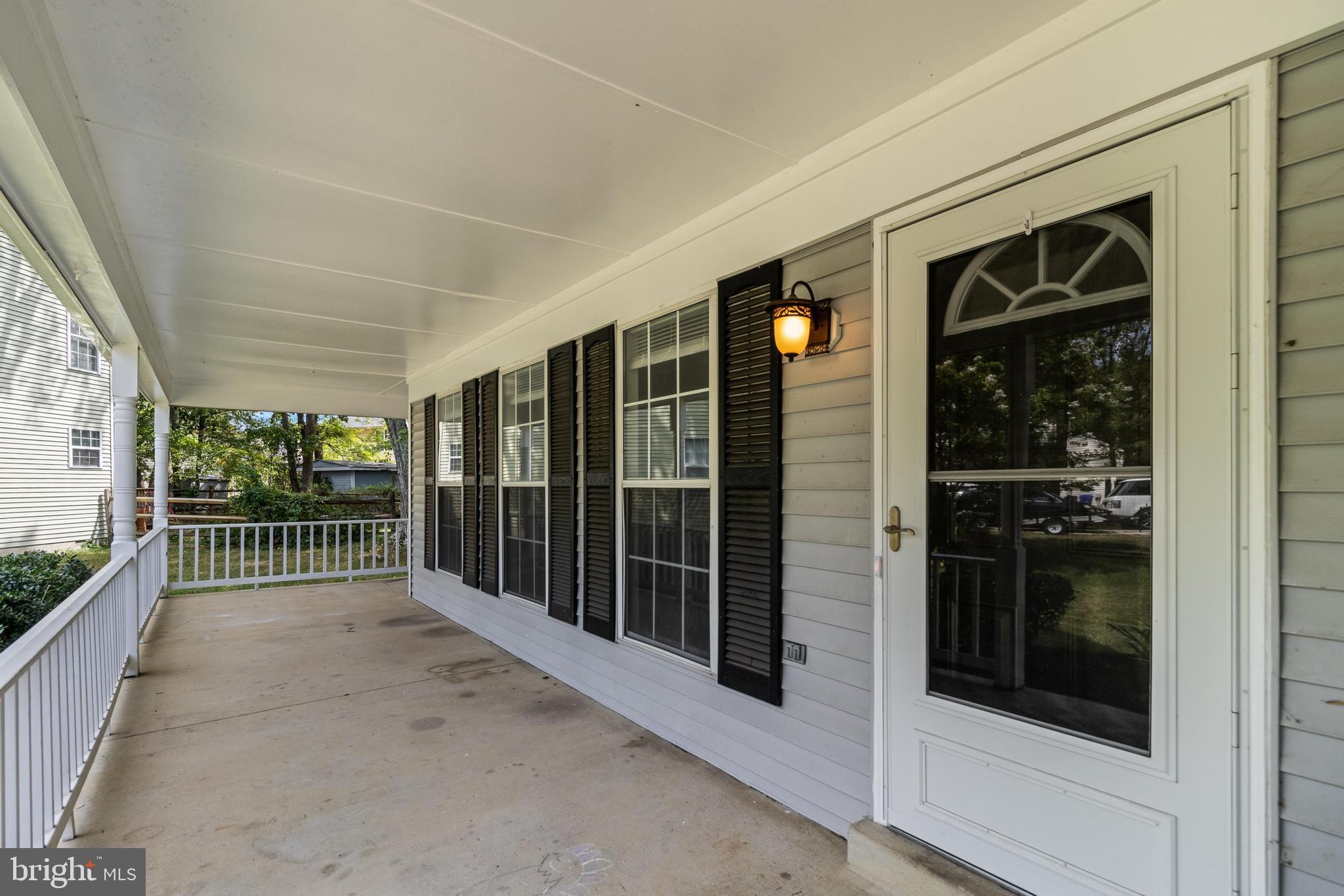 HAMPSHIRE - Residential