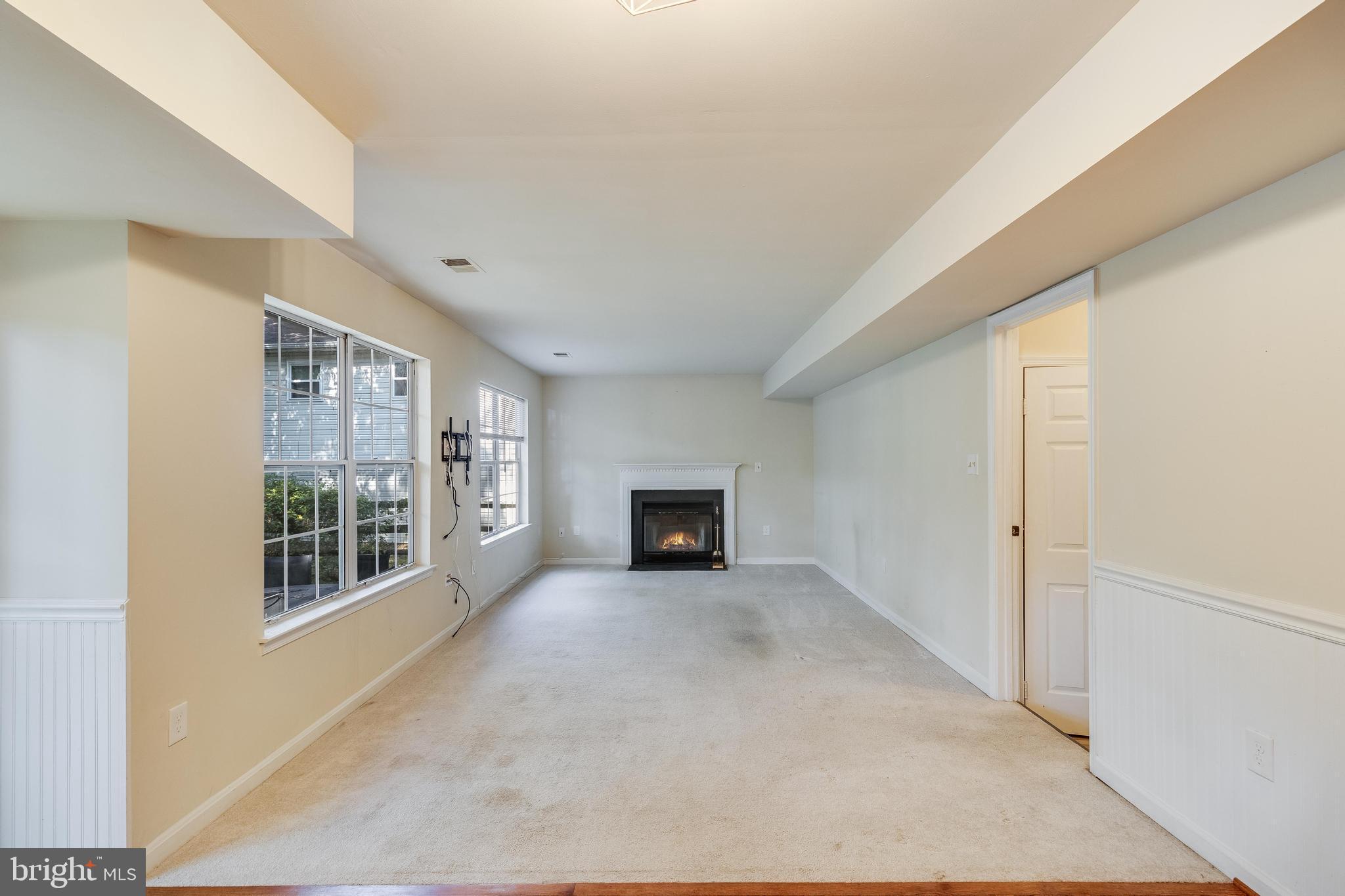 HAMPSHIRE - Residential