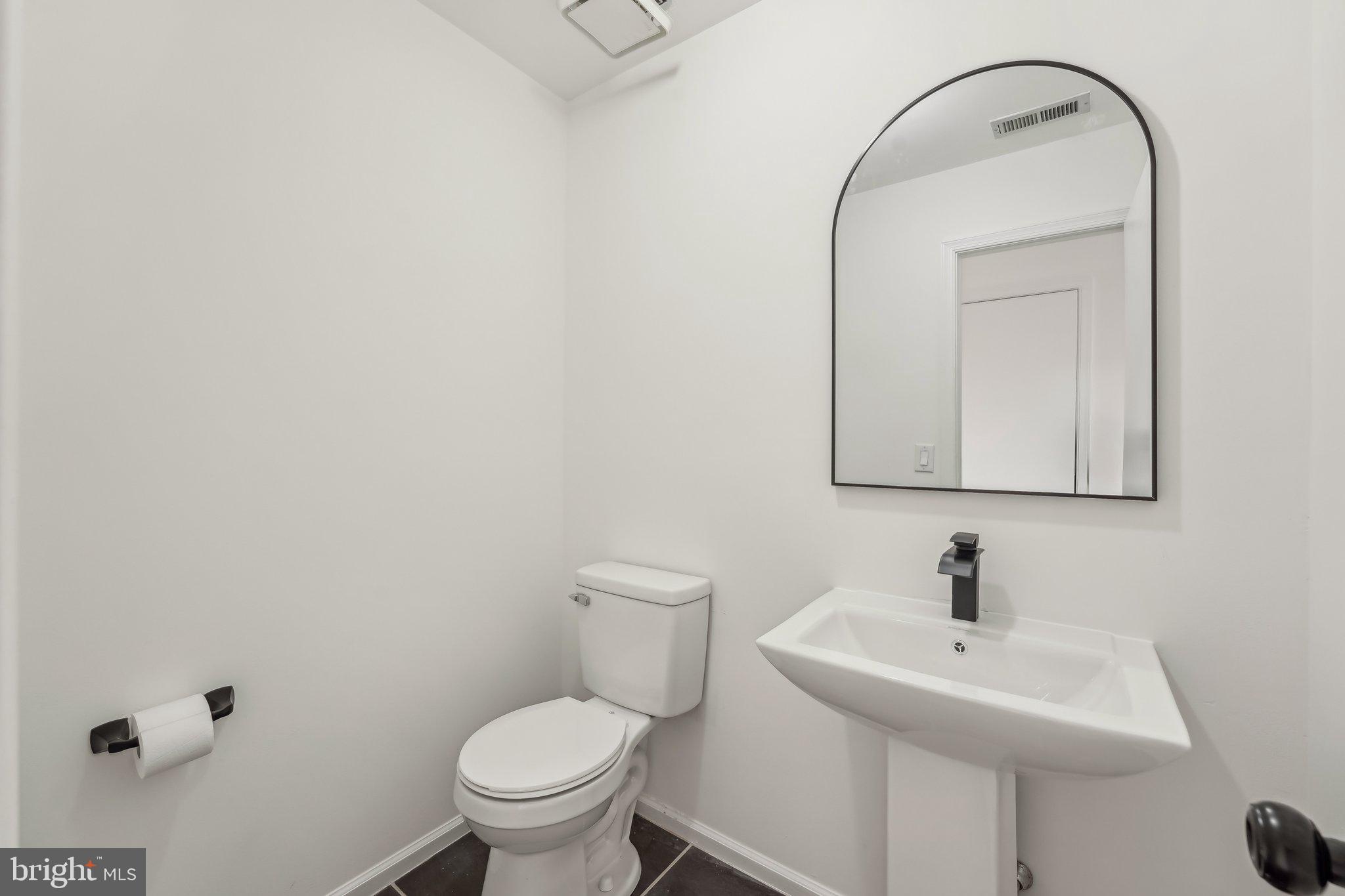 EAST FALLS - Residential