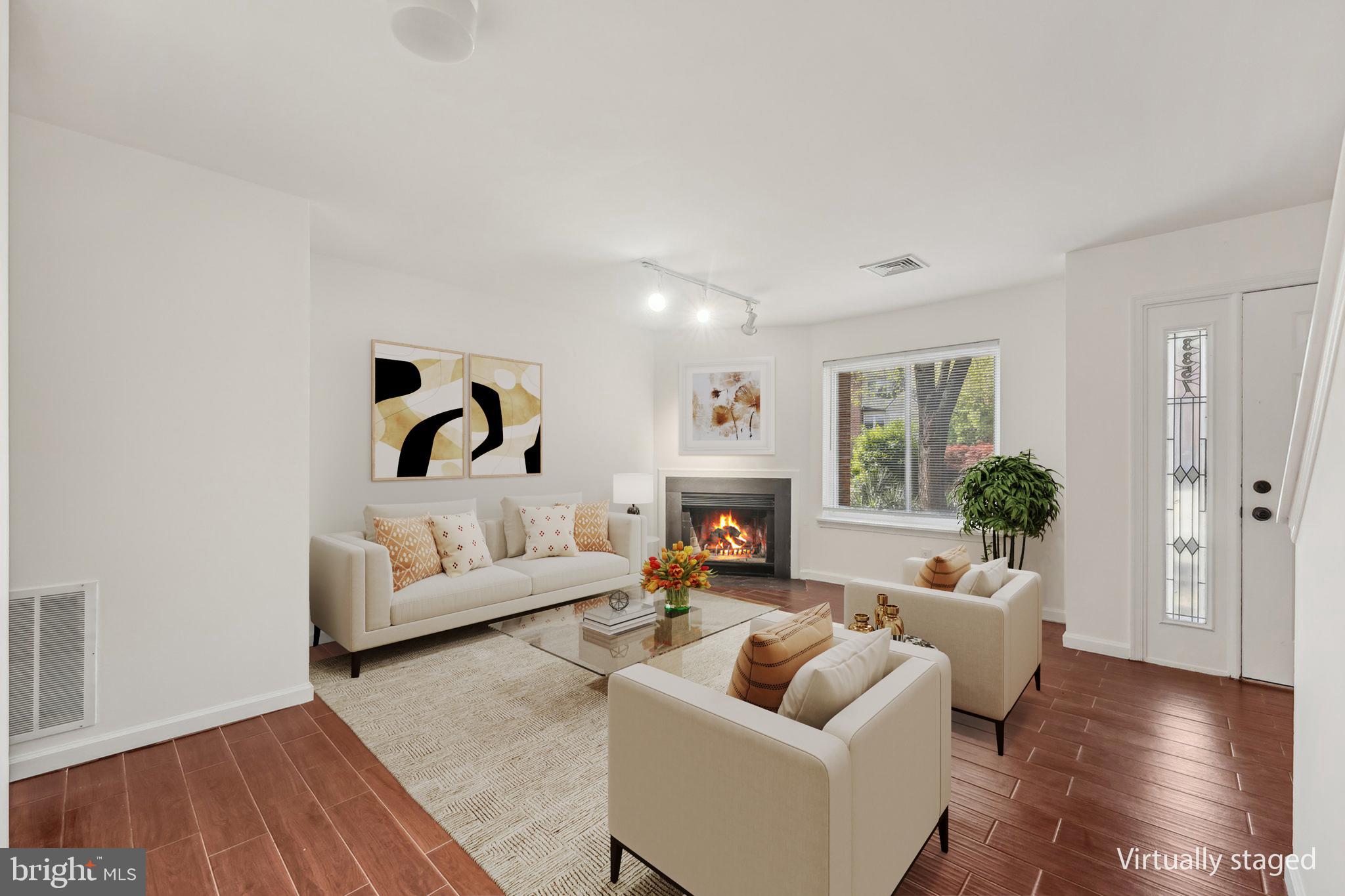 EAST FALLS - Residential