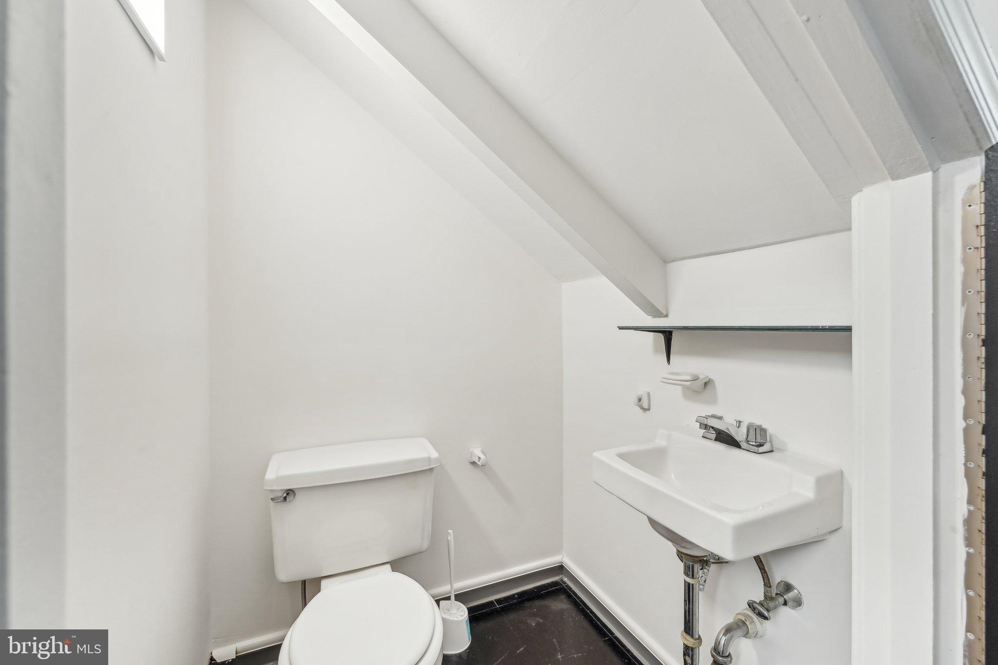 EAST FALLS - Residential