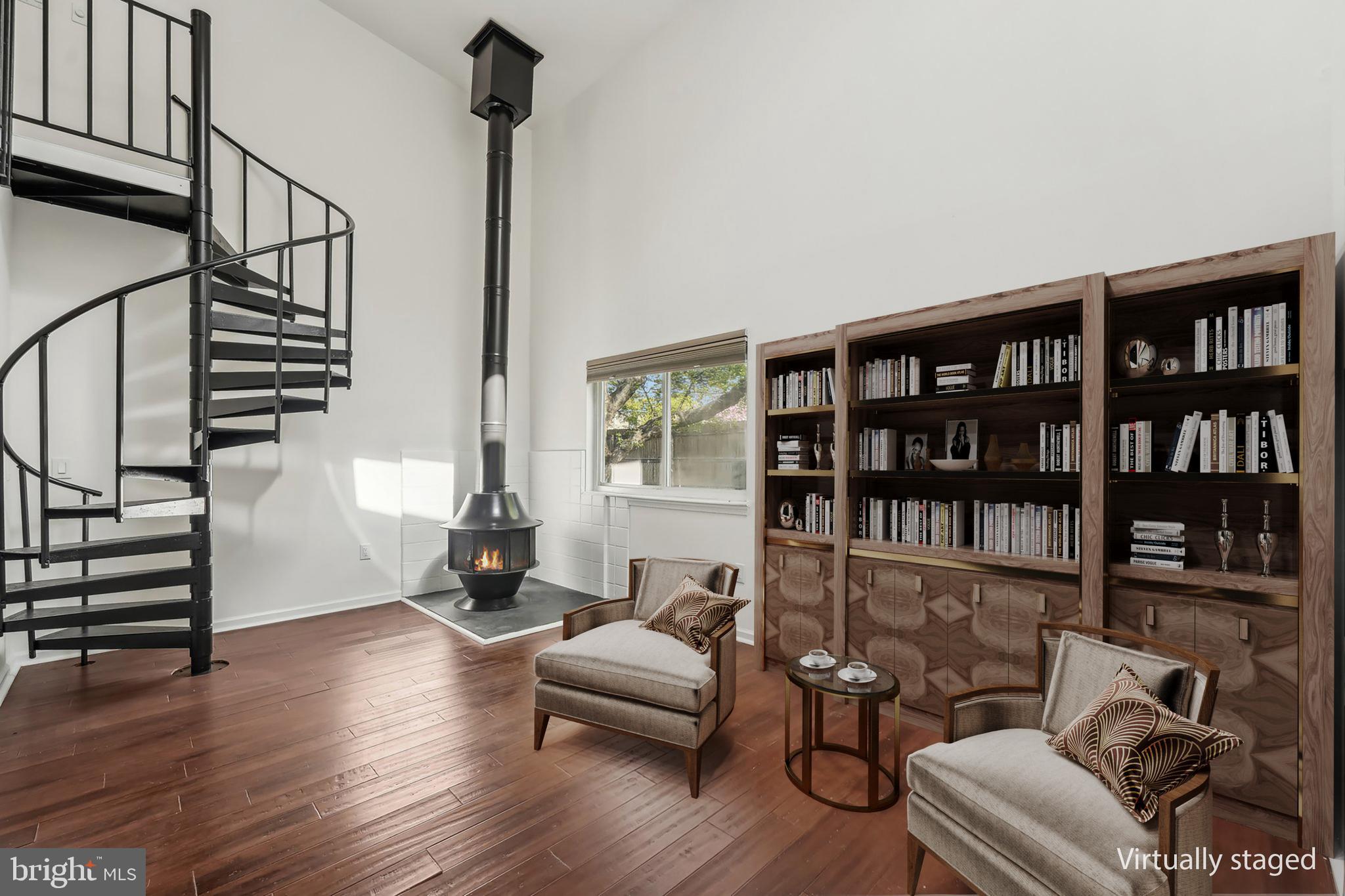 EAST FALLS - Residential