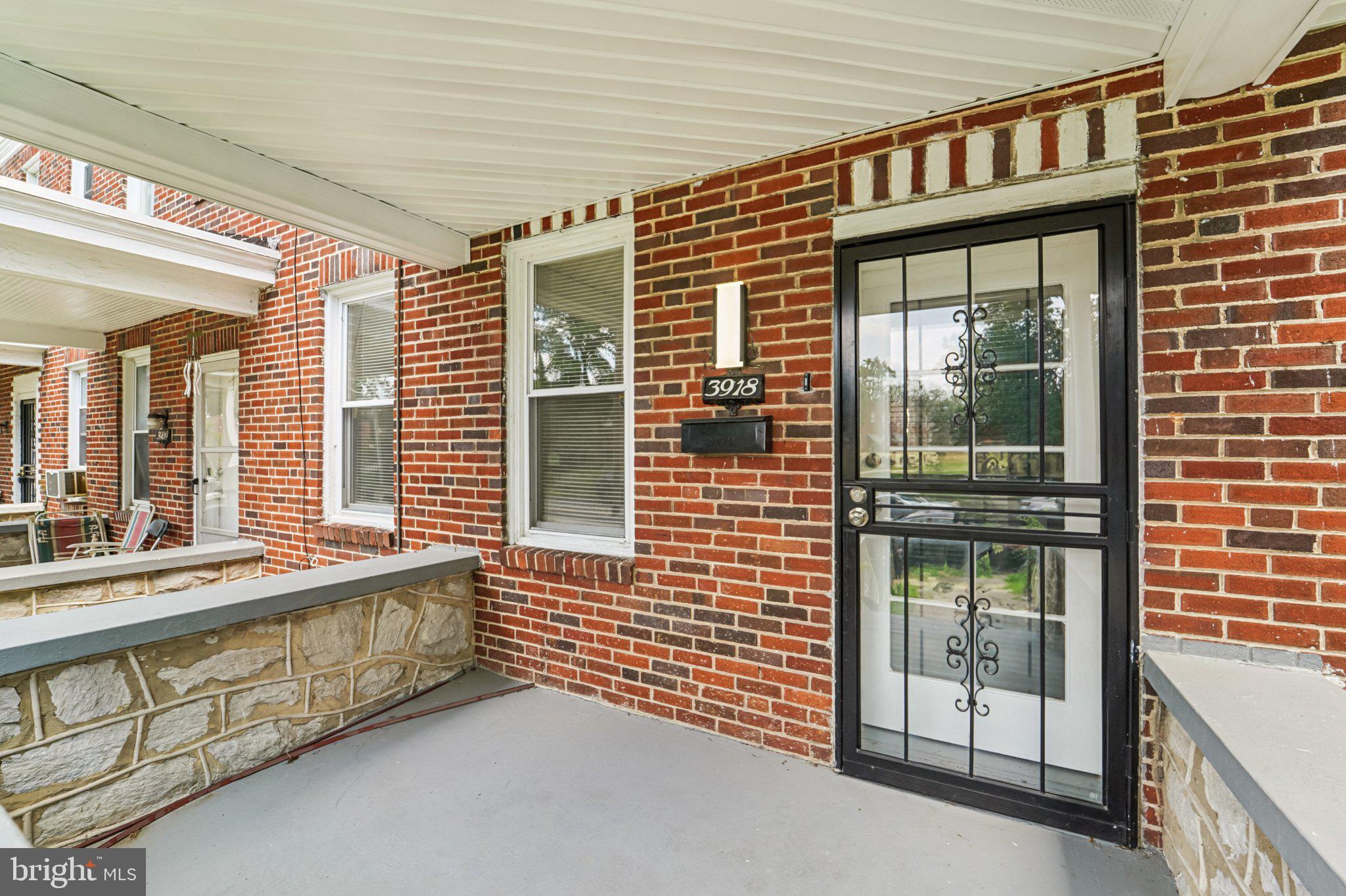 3918 DOLFIELD AVENUE