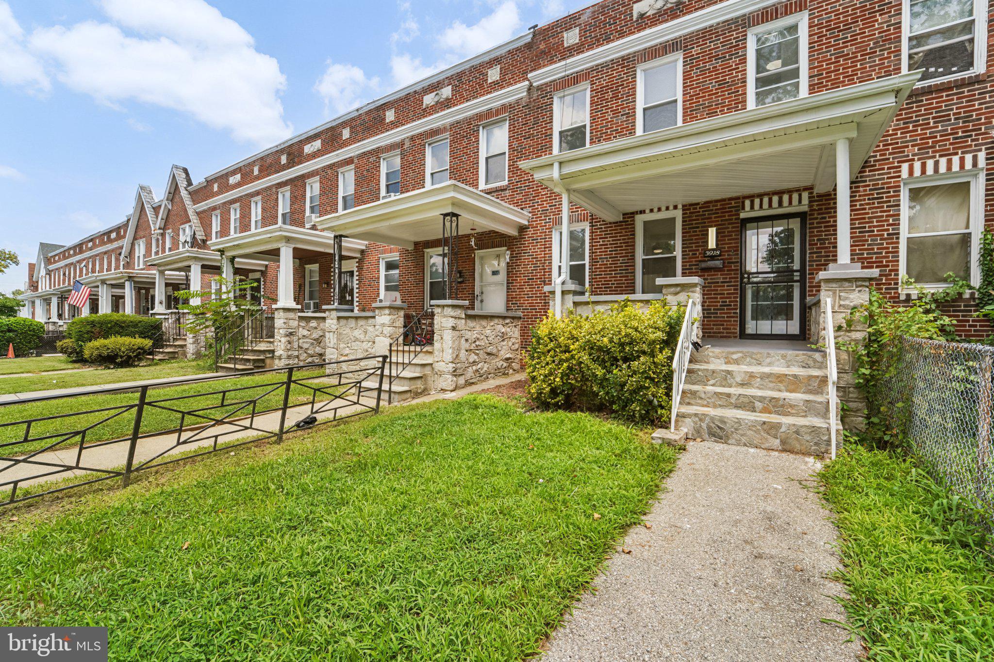 3918 DOLFIELD AVENUE