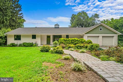 Photo of 39030 Mount Gilead Road, LEESBURG, VA 20175 (MLS # VALO2132462)