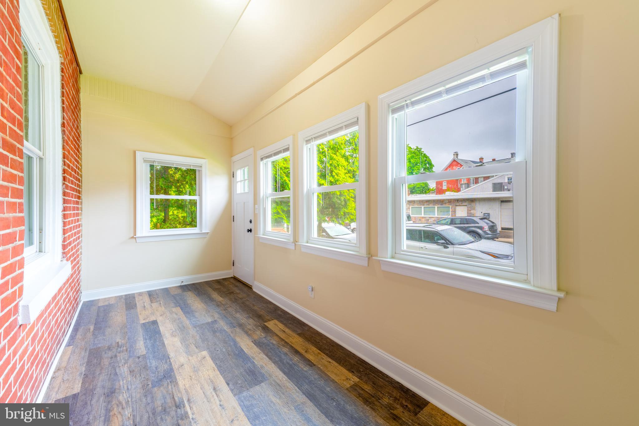 135 S 3RD STREET