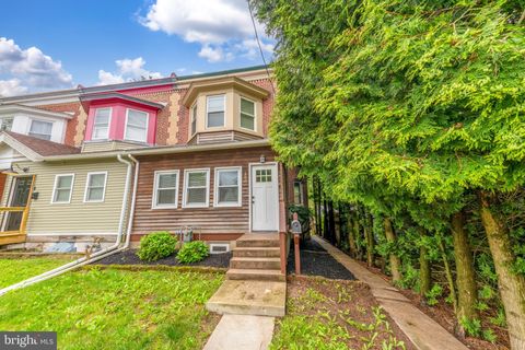 135 S 3RD STREET PERKASIE PA 18944