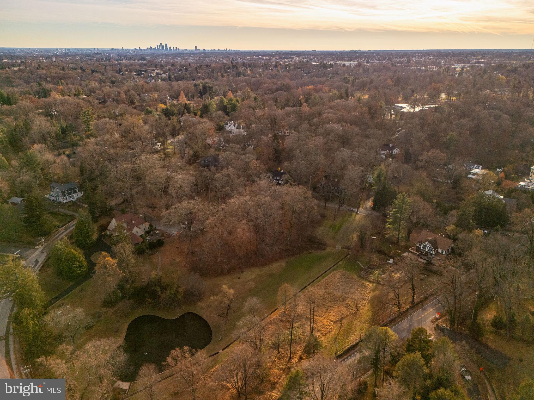 328 GREENWOOD AVENUE