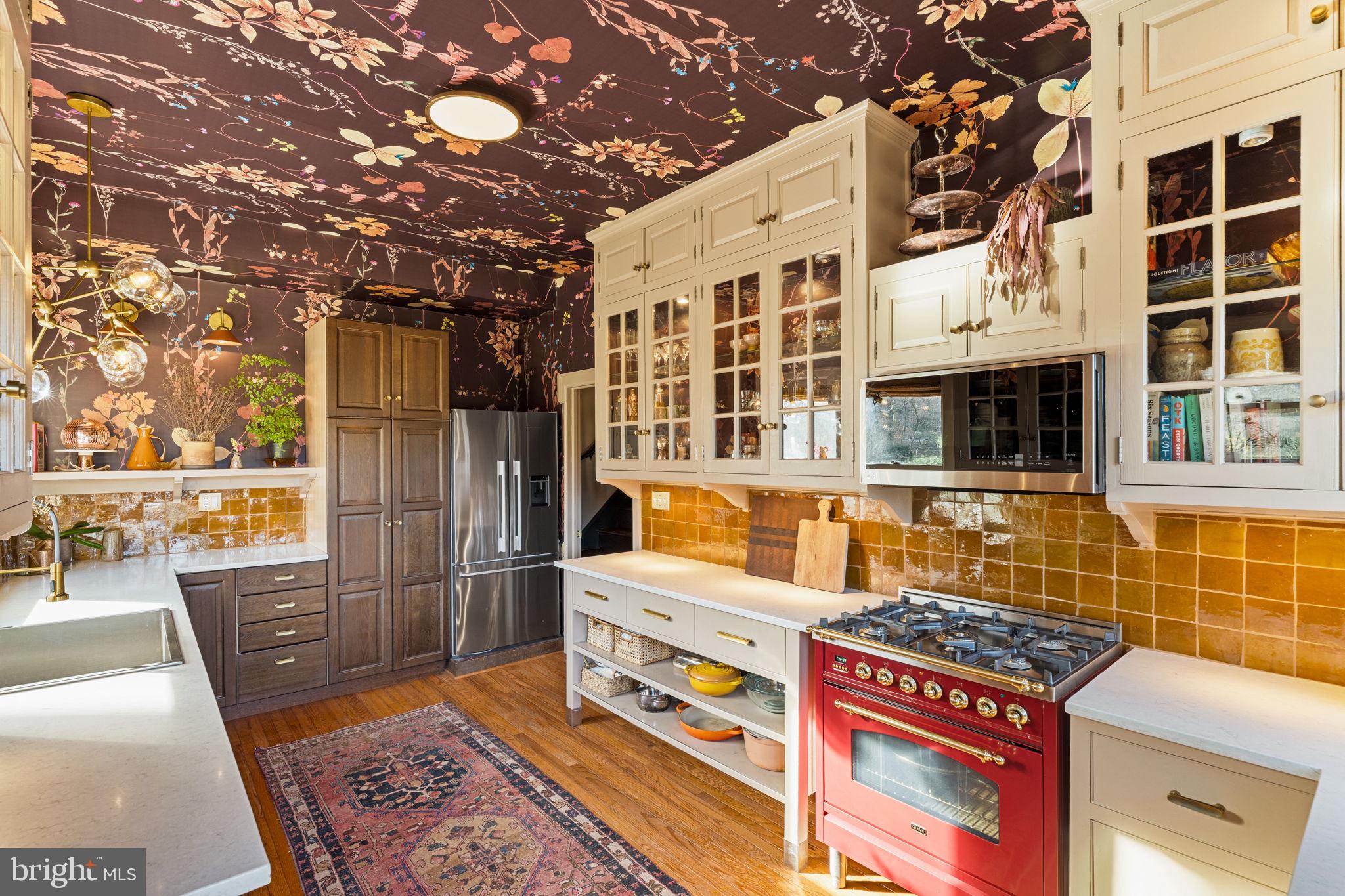 328 GREENWOOD AVENUE