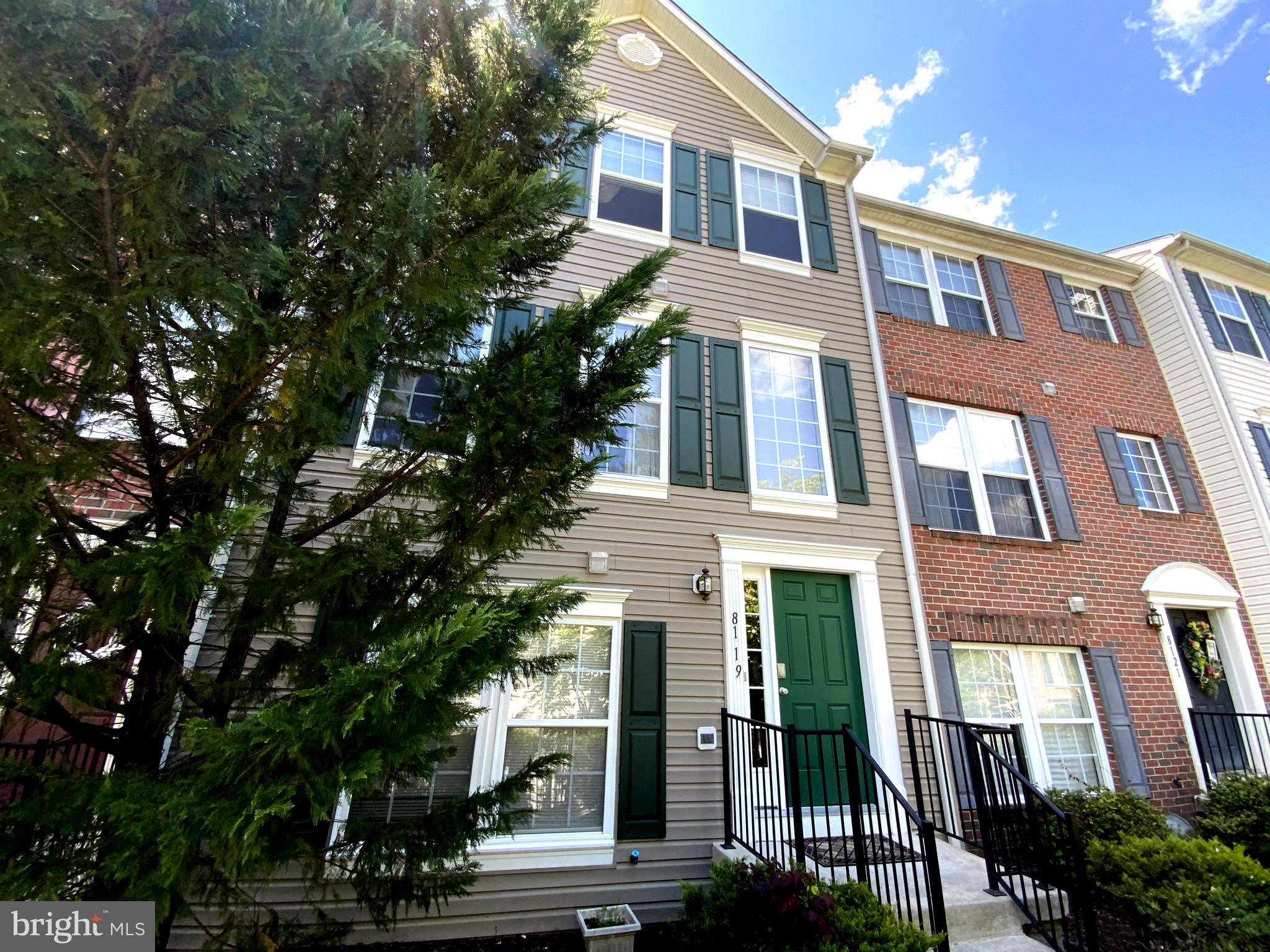 RUSSETT - Residential