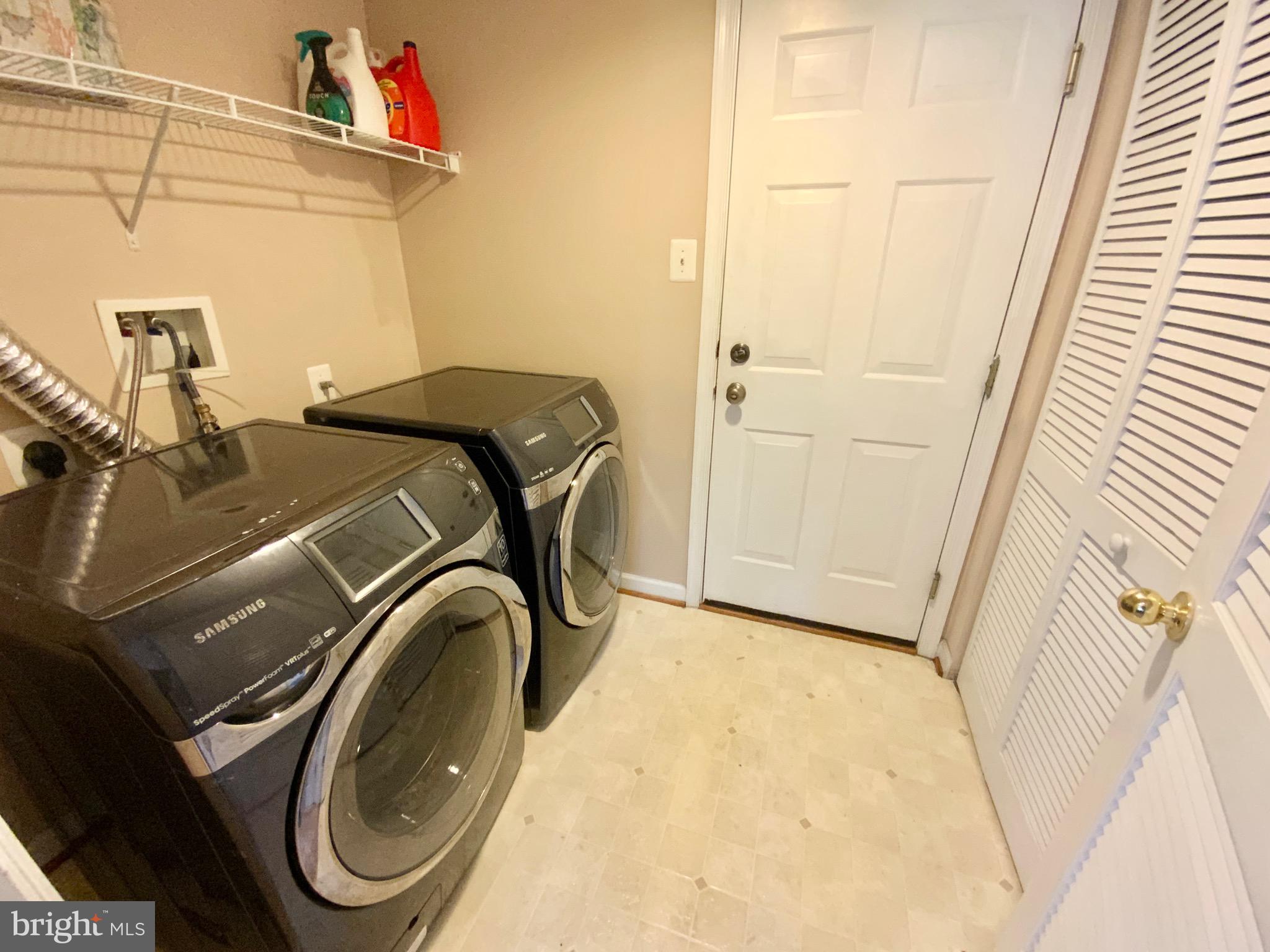 RUSSETT - Residential