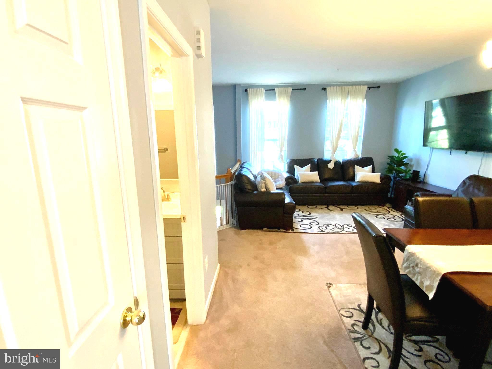 RUSSETT - Residential