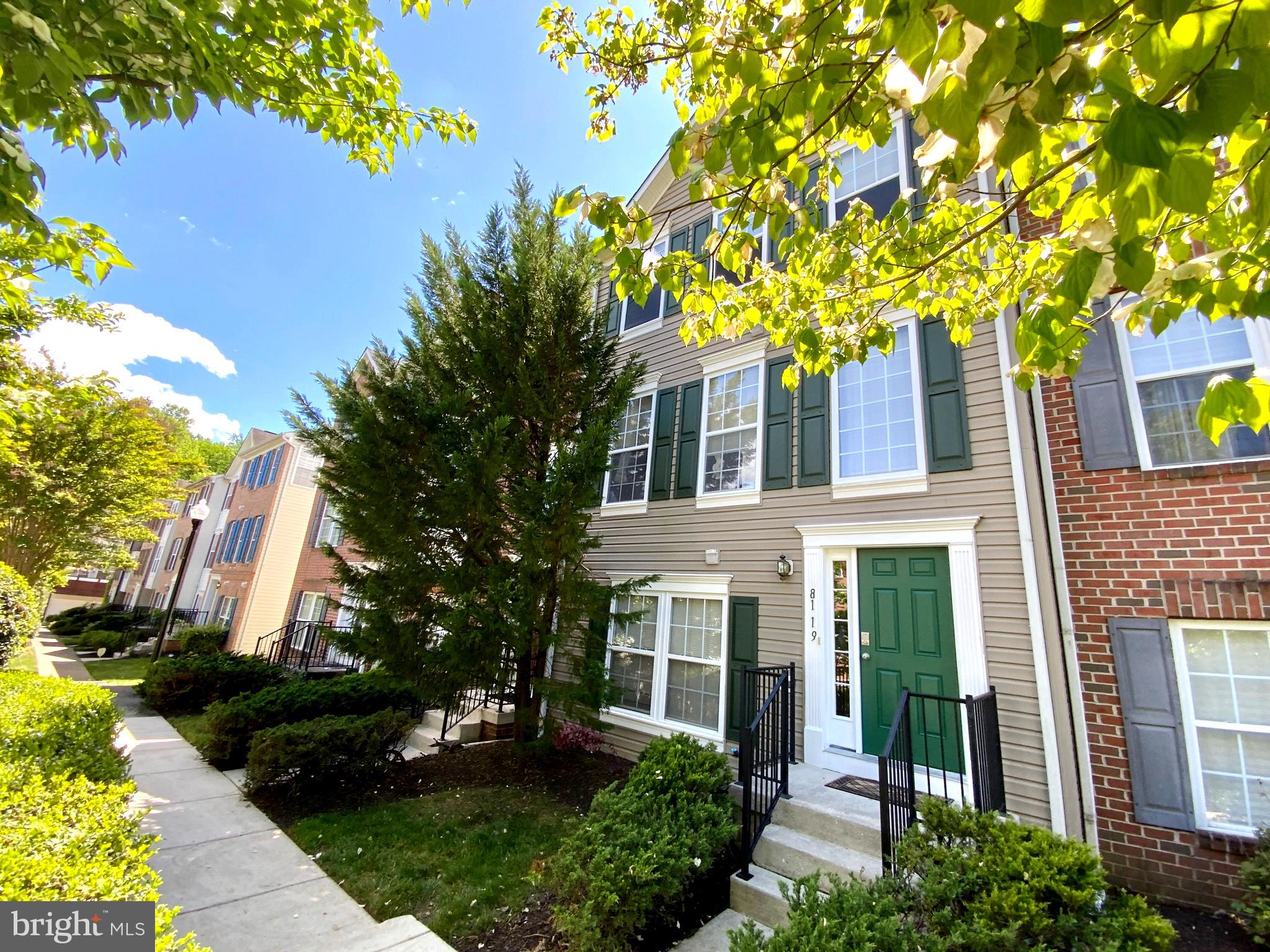 RUSSETT - Residential