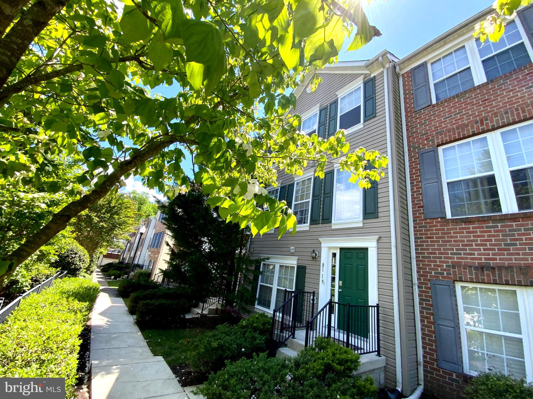 RUSSETT - Residential